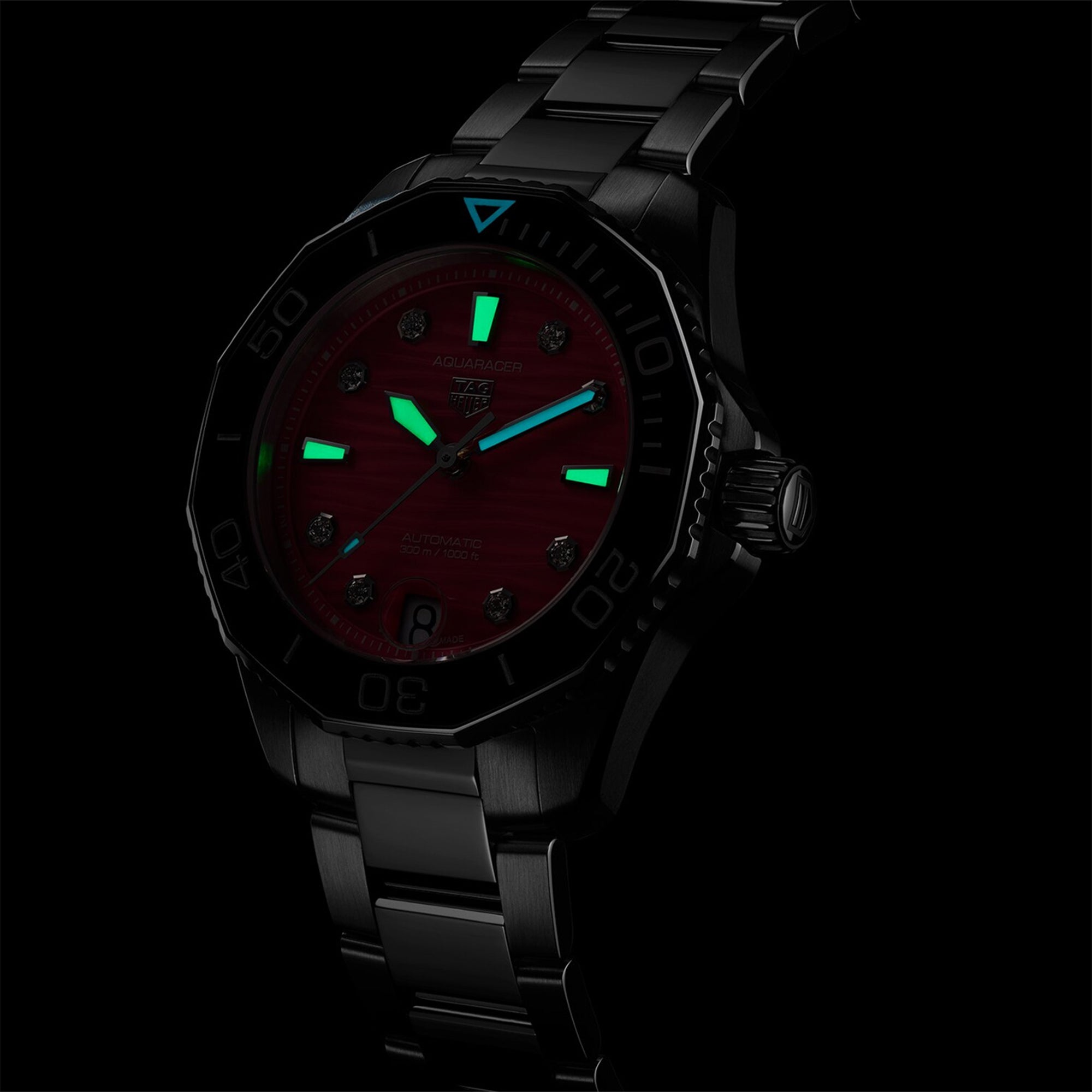 TAG HEUER AQUARACER PROFESSIONAL 300 DATE