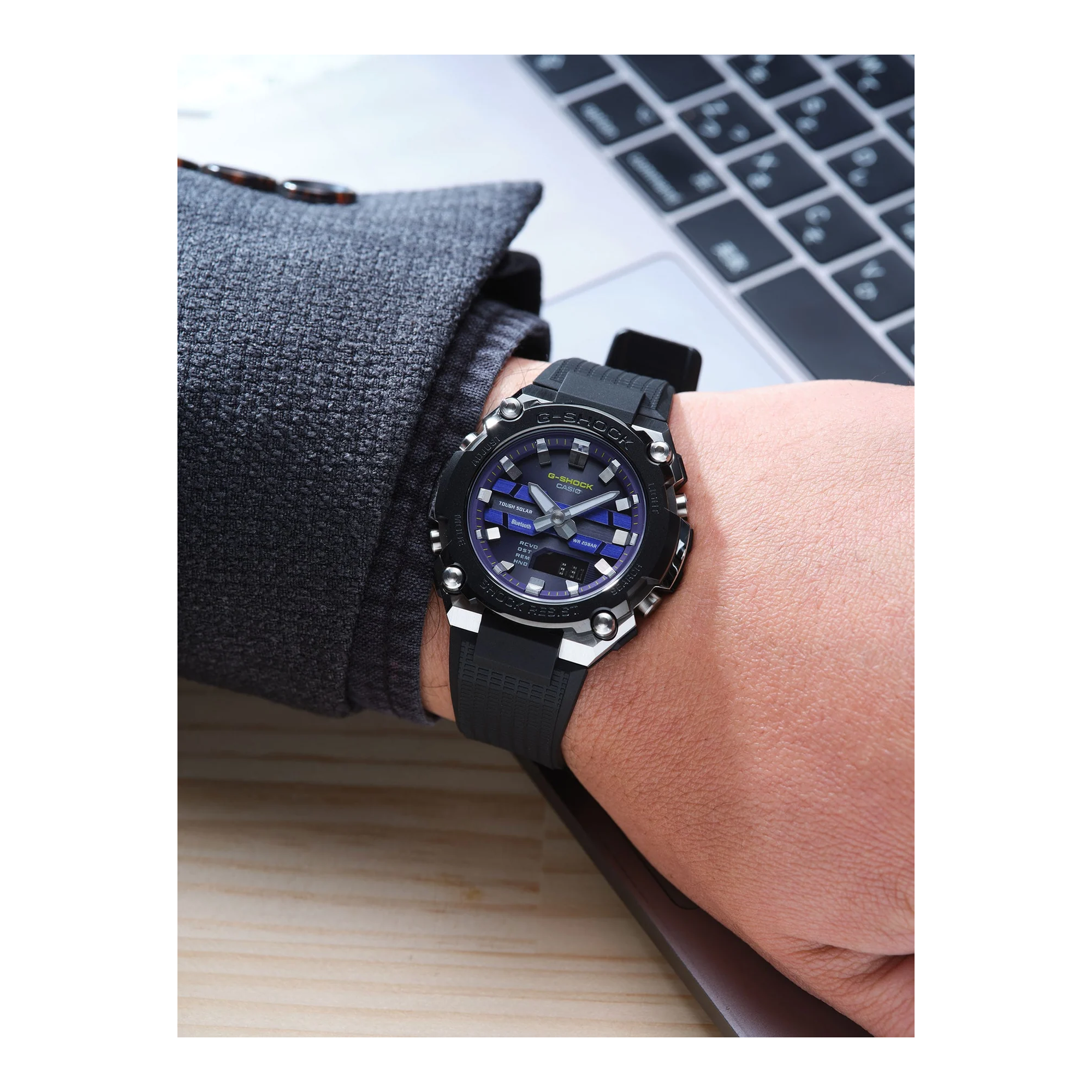 Casio G-SHOCK Men's Solar Watch GSTB600A-1A6