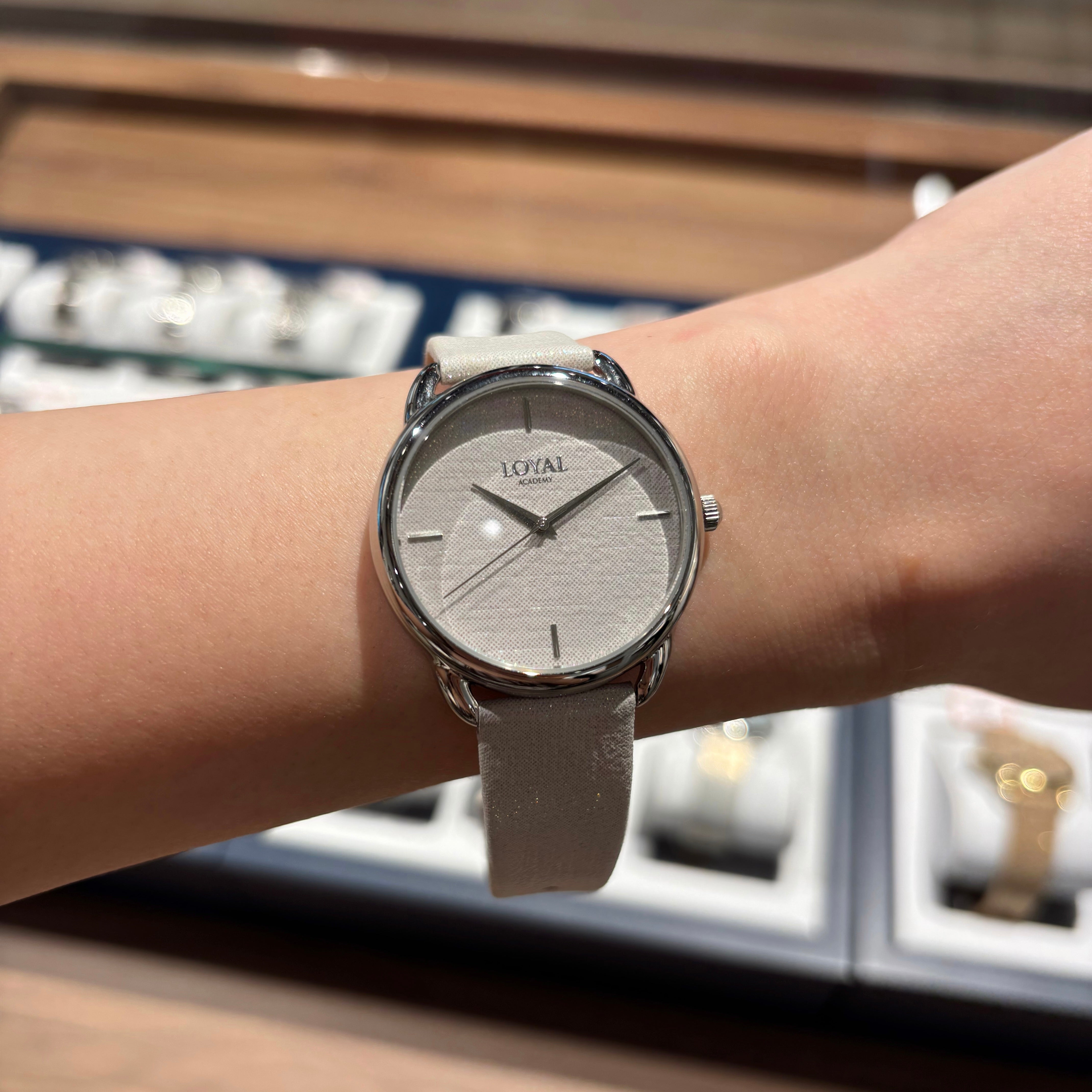 Loyal Women's Stainless Steel Quartz Dress Watch Fabric