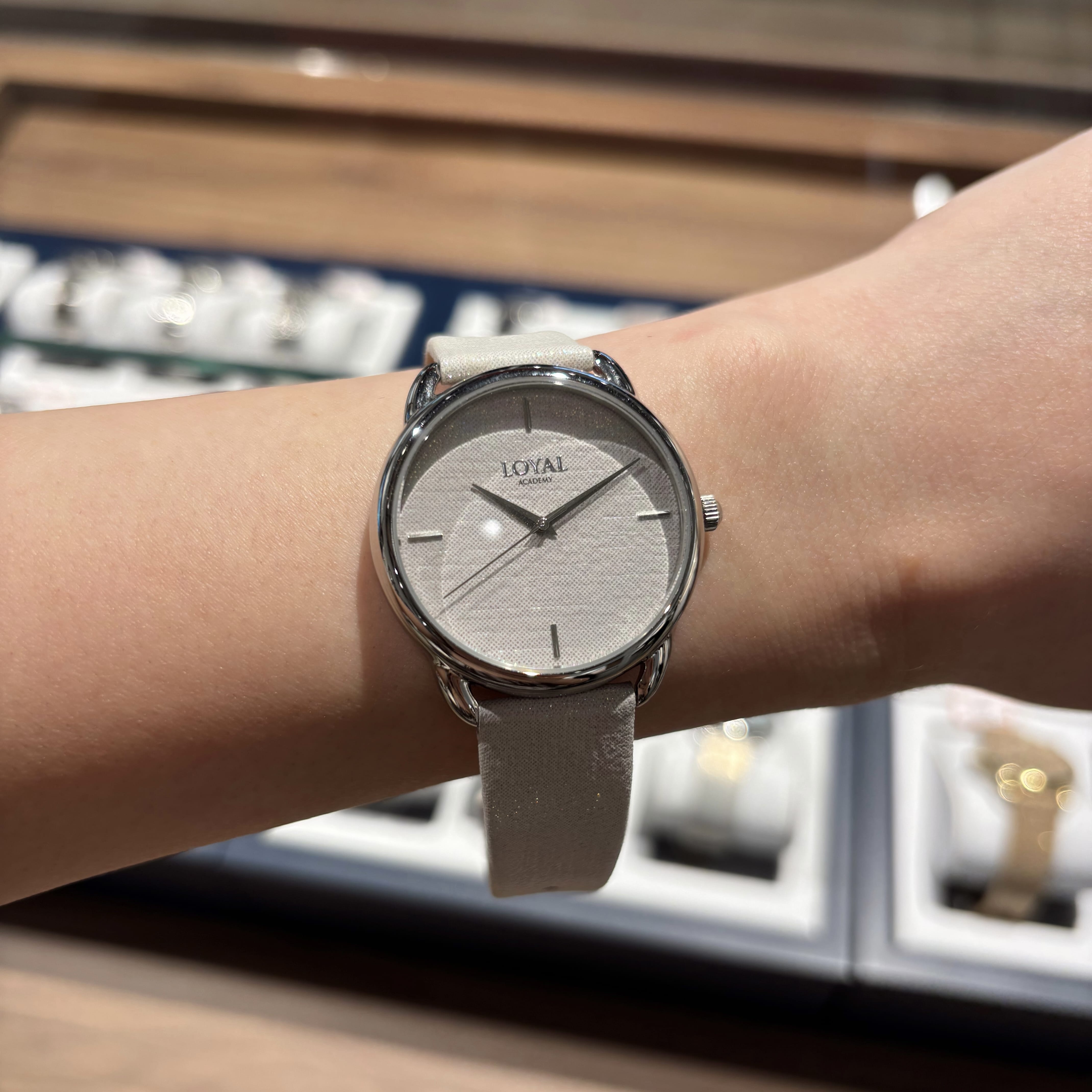 Loyal Women's Stainless Steel Quartz Dress Watch Fabric