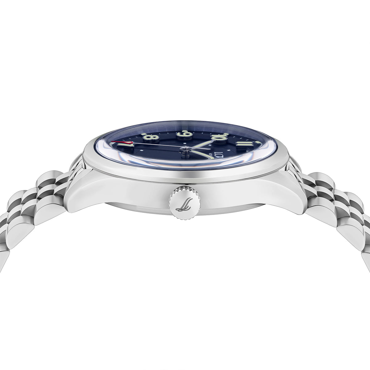 Side view of the Loyal Adventurer Pilot Watch, reference 05C96MB01, showing the case profile and stainless steel bracelet construction. The 40mm quartz watch sits comfortably on the wrist, suited to both everyday and active wear.