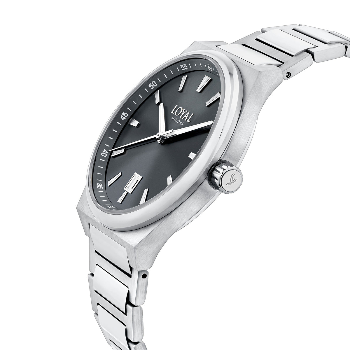 Three-quarter angle view of the Loyal Maritima Steel Watch, reference 05D47MBA1, showing the case profile and stainless steel bracelet construction. The 40mm case sits comfortably on the wrist, suited to both everyday and active wear.