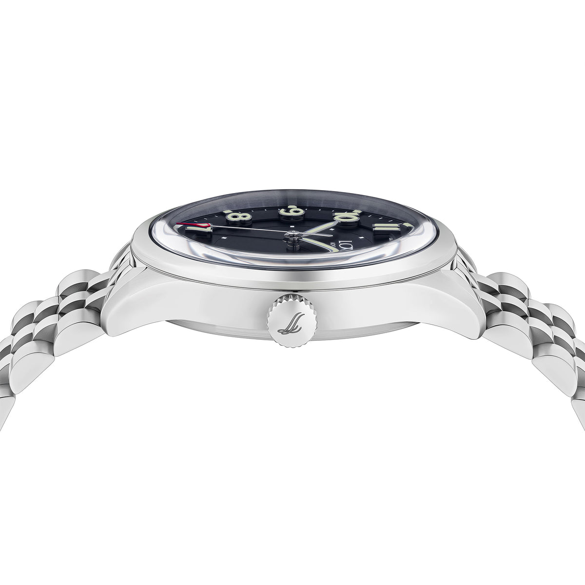 Side view of the Loyal Adventurer Pilot Watch, reference 05C96MB01, showing the case profile and stainless steel bracelet construction. The 40mm quartz watch sits comfortably on the wrist, suited to both everyday and active wear.