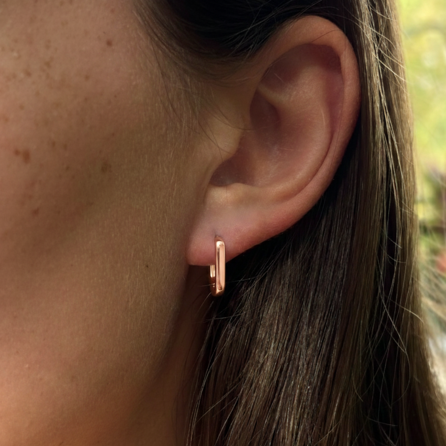 Paperclip Huggie Earrings in 9ct Rose Gold