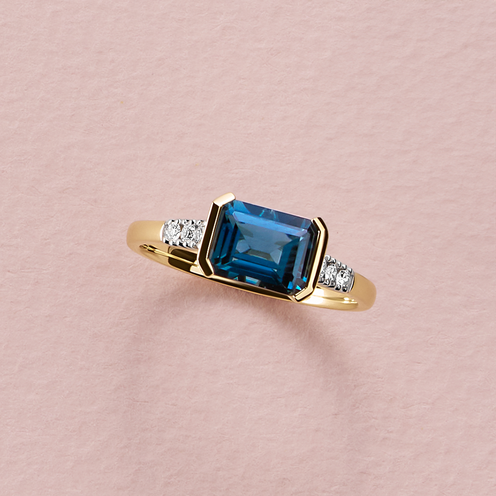 London Blue Topaz Ring in 9ct Yellow Gold