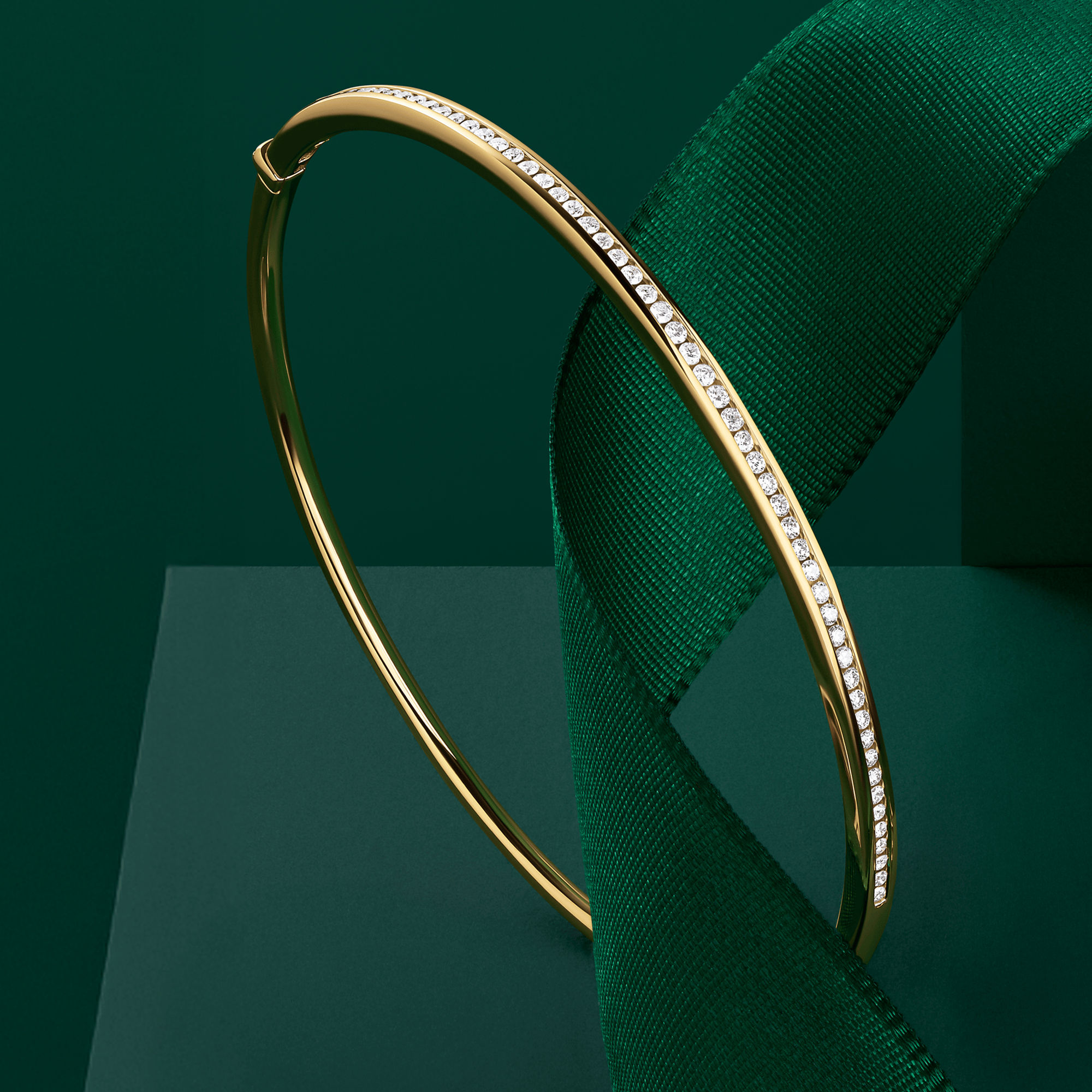 0.50ct TW Diamond Bangle in 9ct Yellow Gold