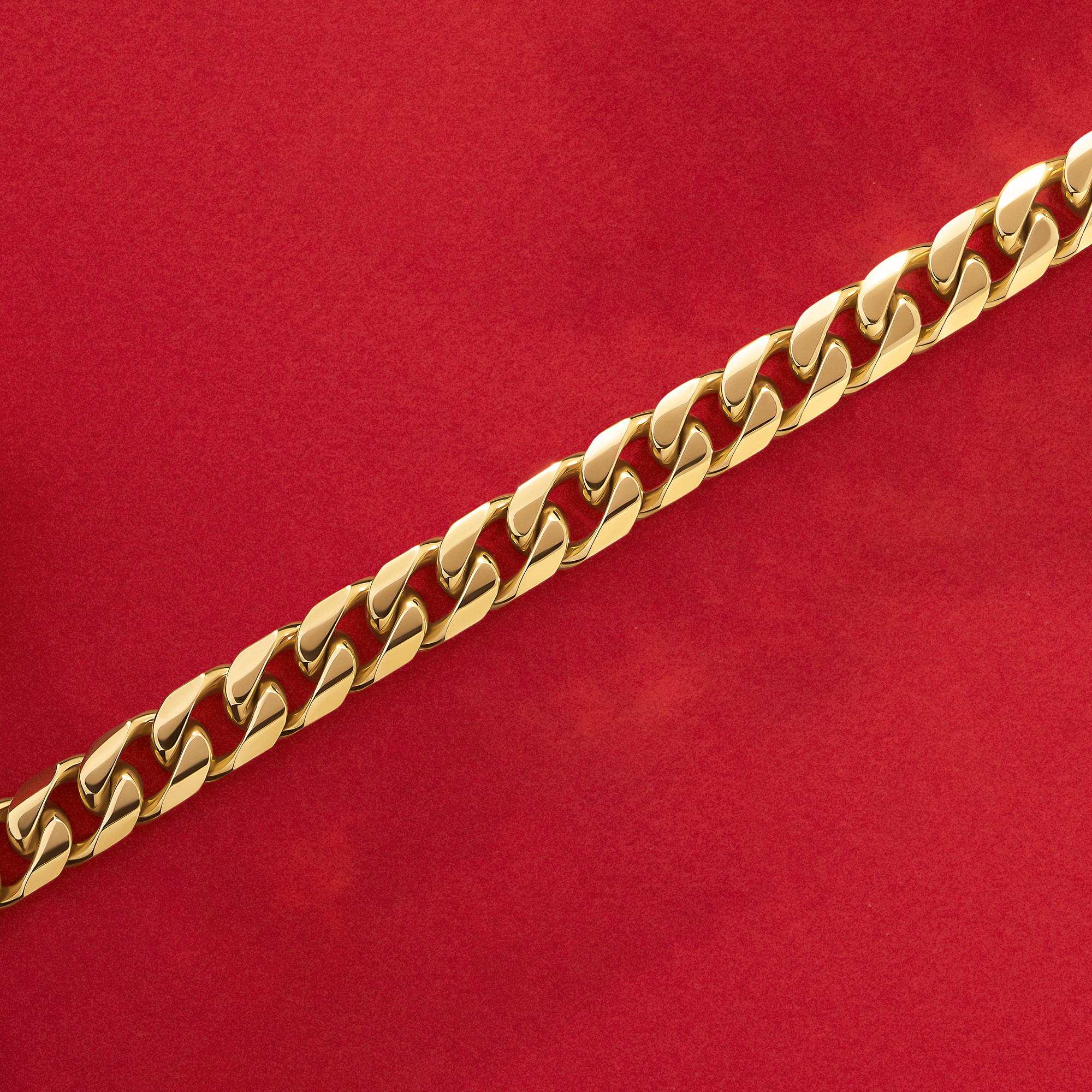 Solid Diamond Cut Curb Link Bracelet in 9ct Yellow Gold