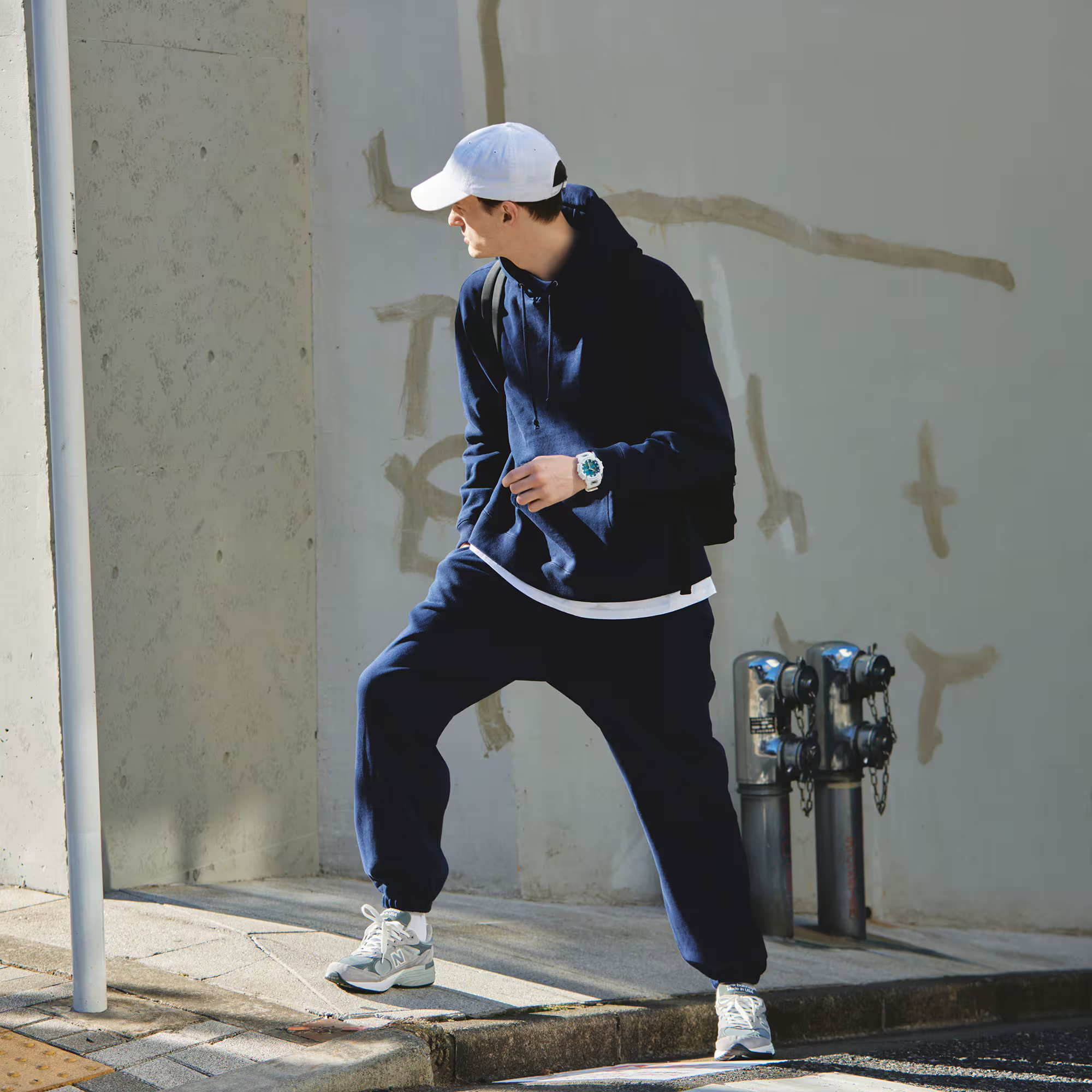 Casio G-SHOCK Men's Analogue Digital Watch GBA900CB-7A