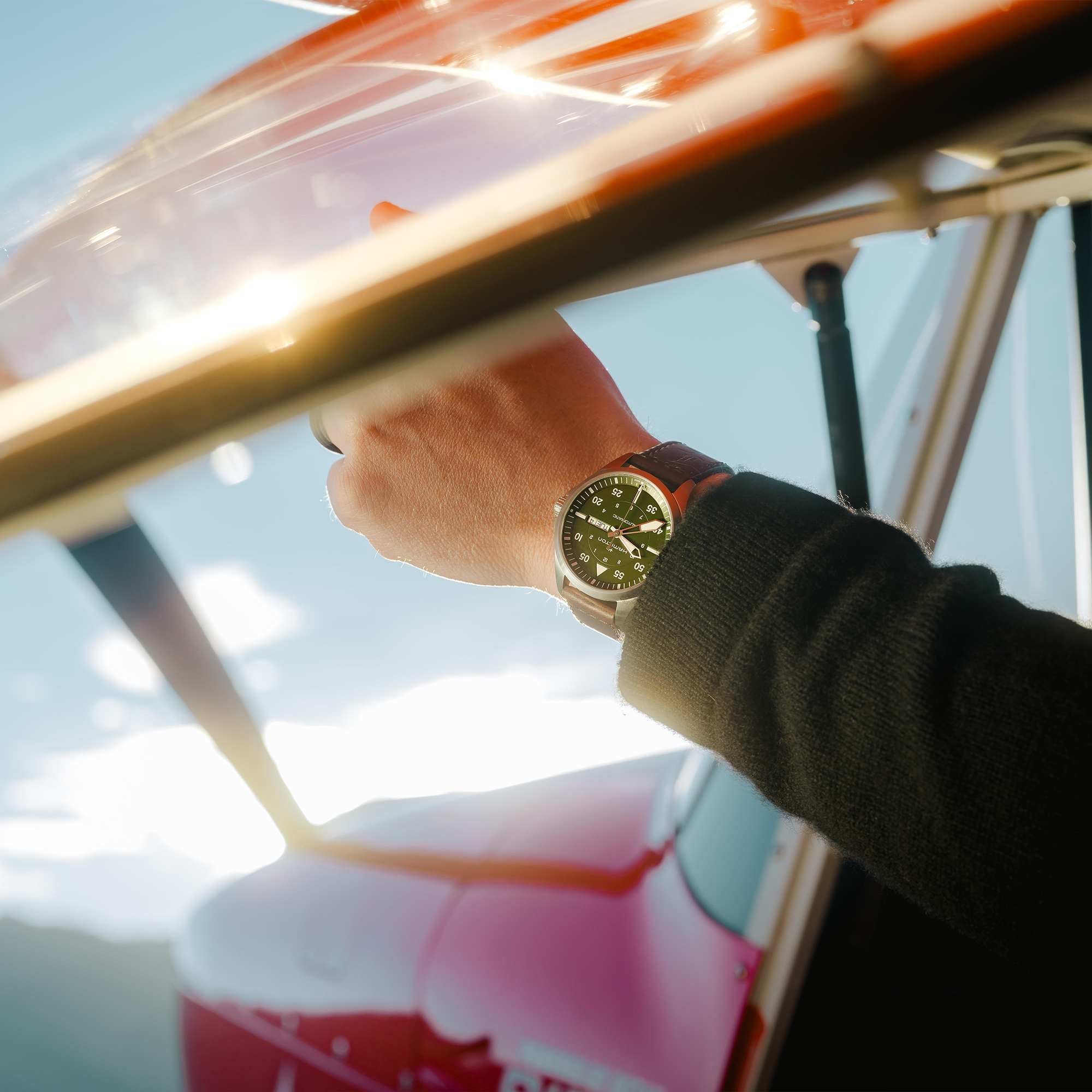 Hamilton Khaki Aviation Men's 42mm Automatic Watch H64635560