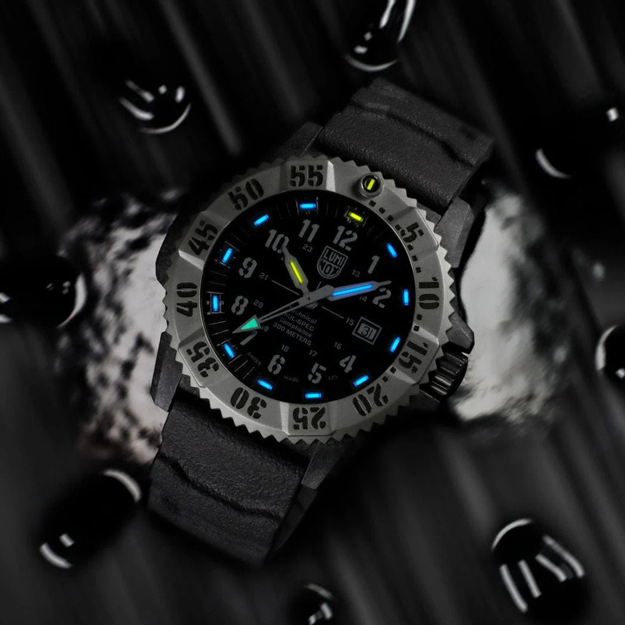 Luminox MIL-SPEC Quartz Men 46mm Watch XL.3351.1.SET