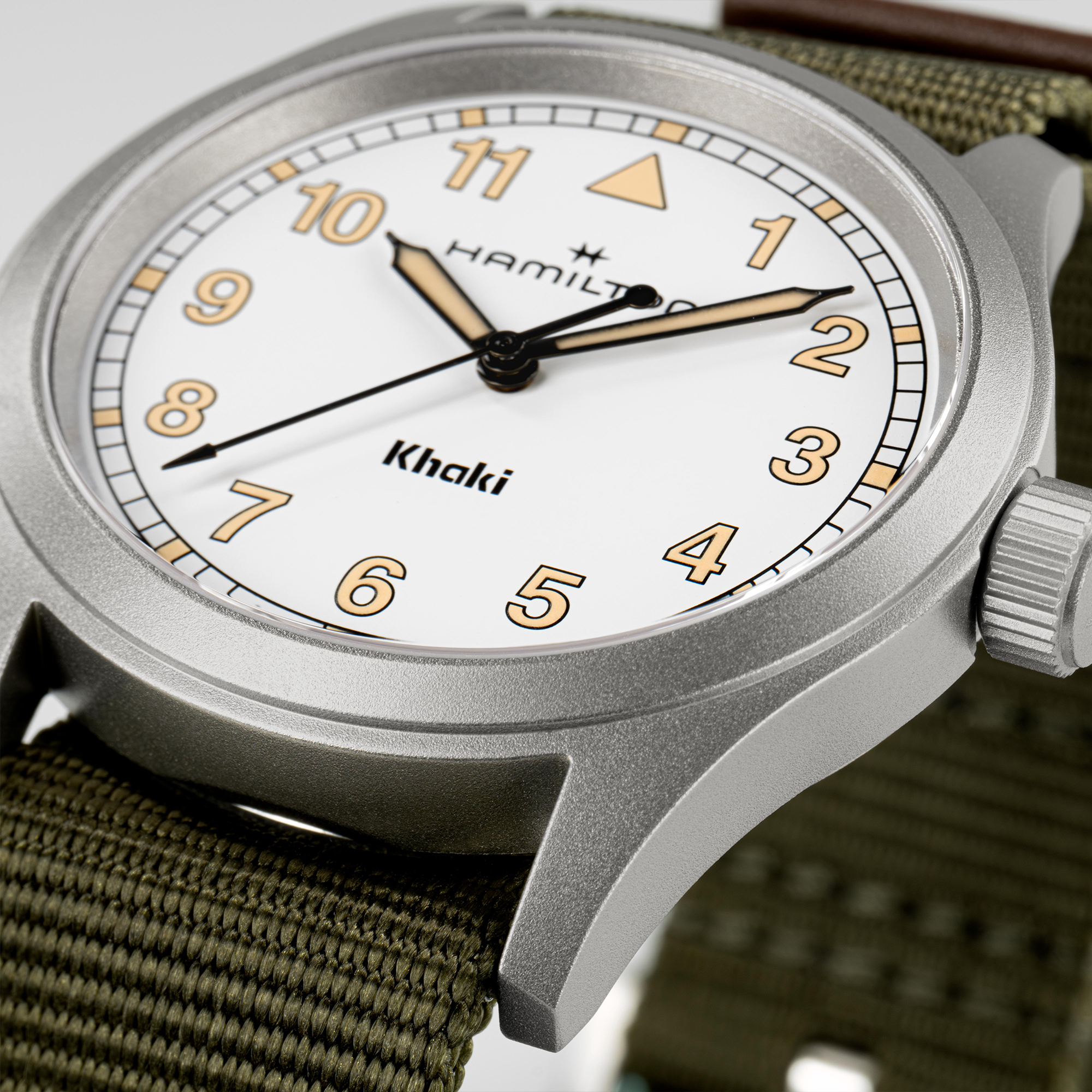 Hamilton Khaki Field Unisex 38mm Quartz Watch H69401910