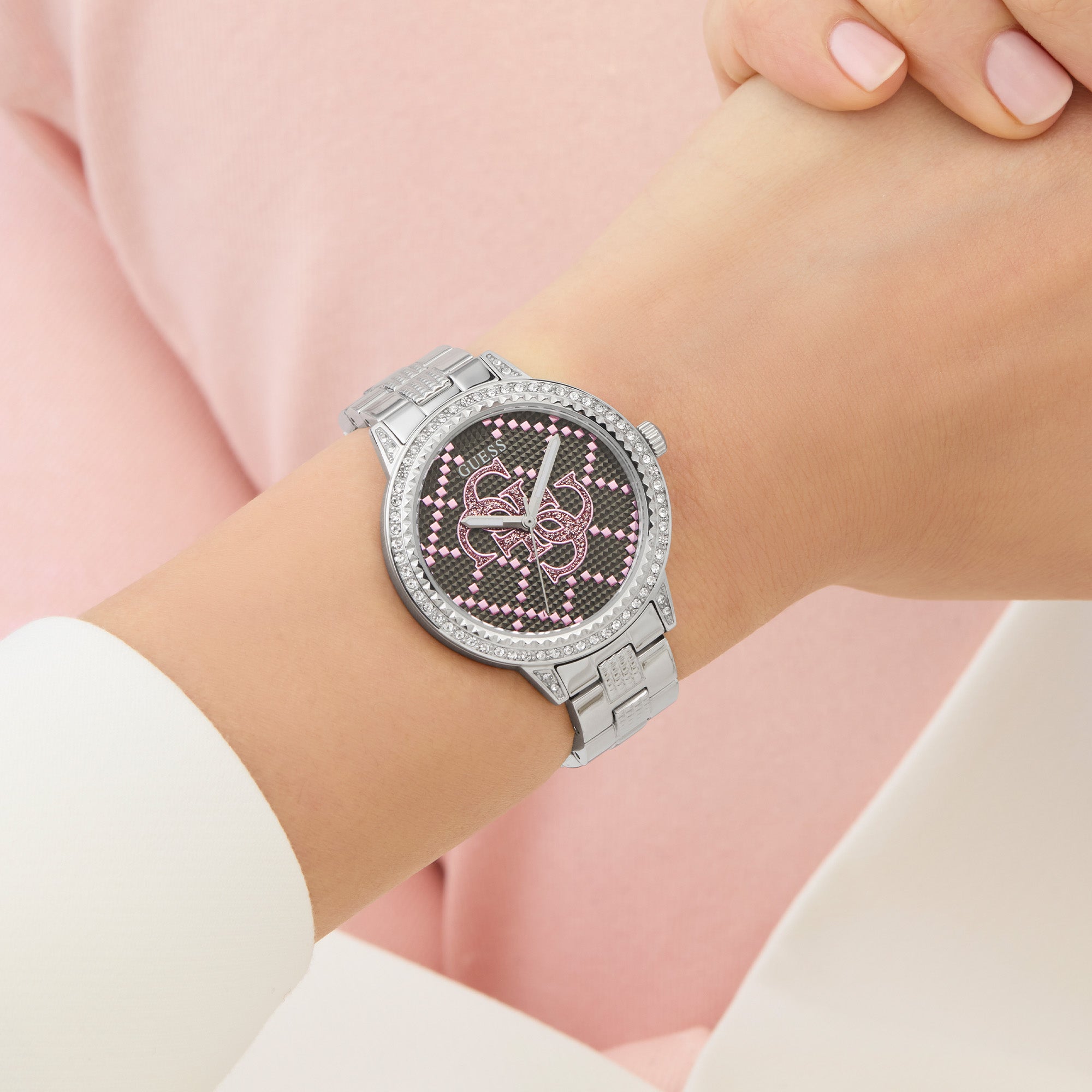 Guess Quartz Women's 34mm Watch GW0944L1