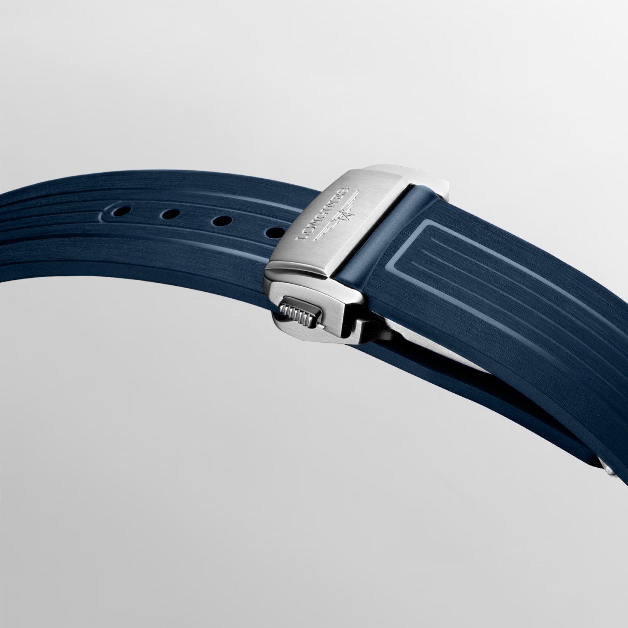 Longines Hydro Conquest Automatic GMT Men's 41mm Watch L3.790.4.96.9