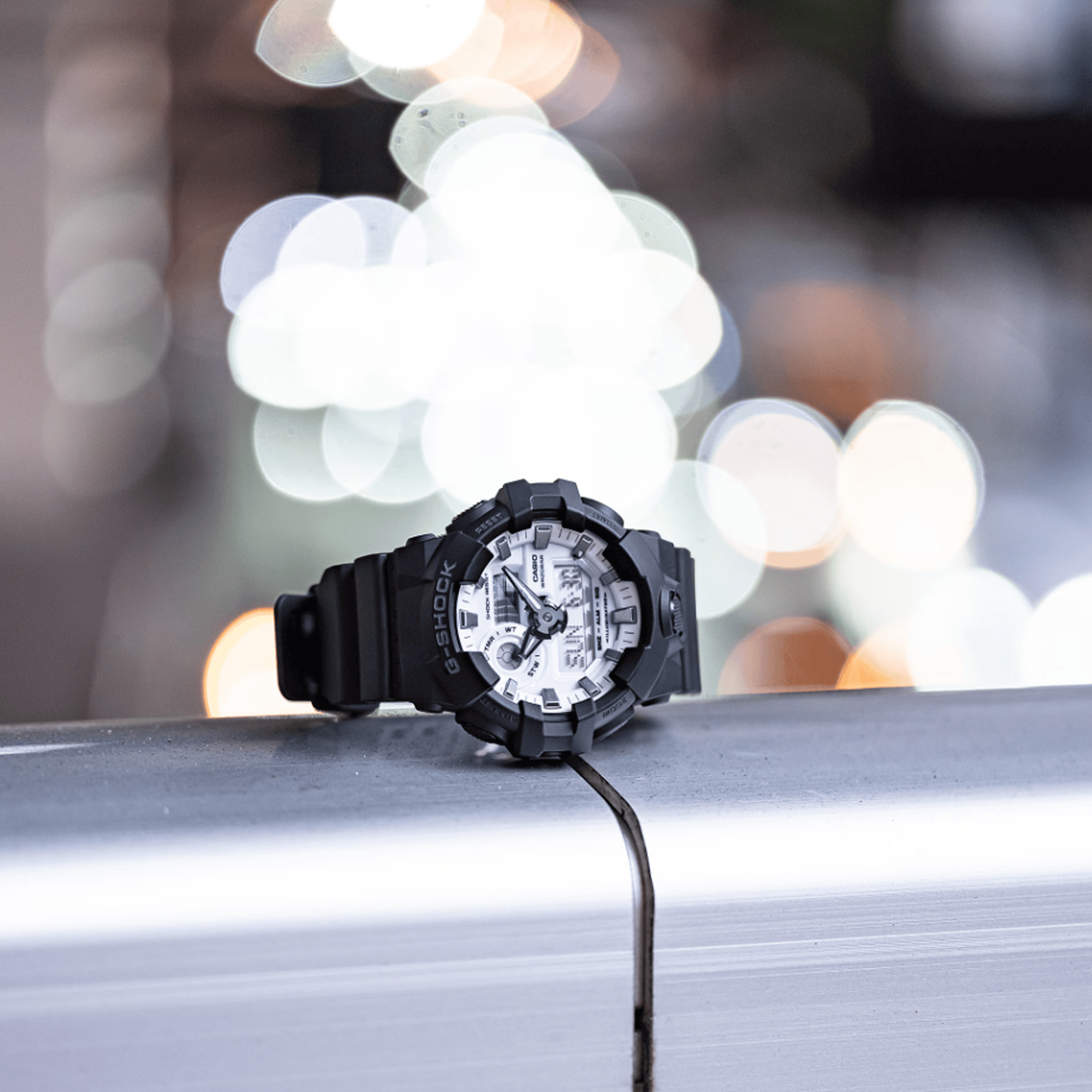 Casio G-SHOCK Men's Analogue Digital Watch GA700WD-1