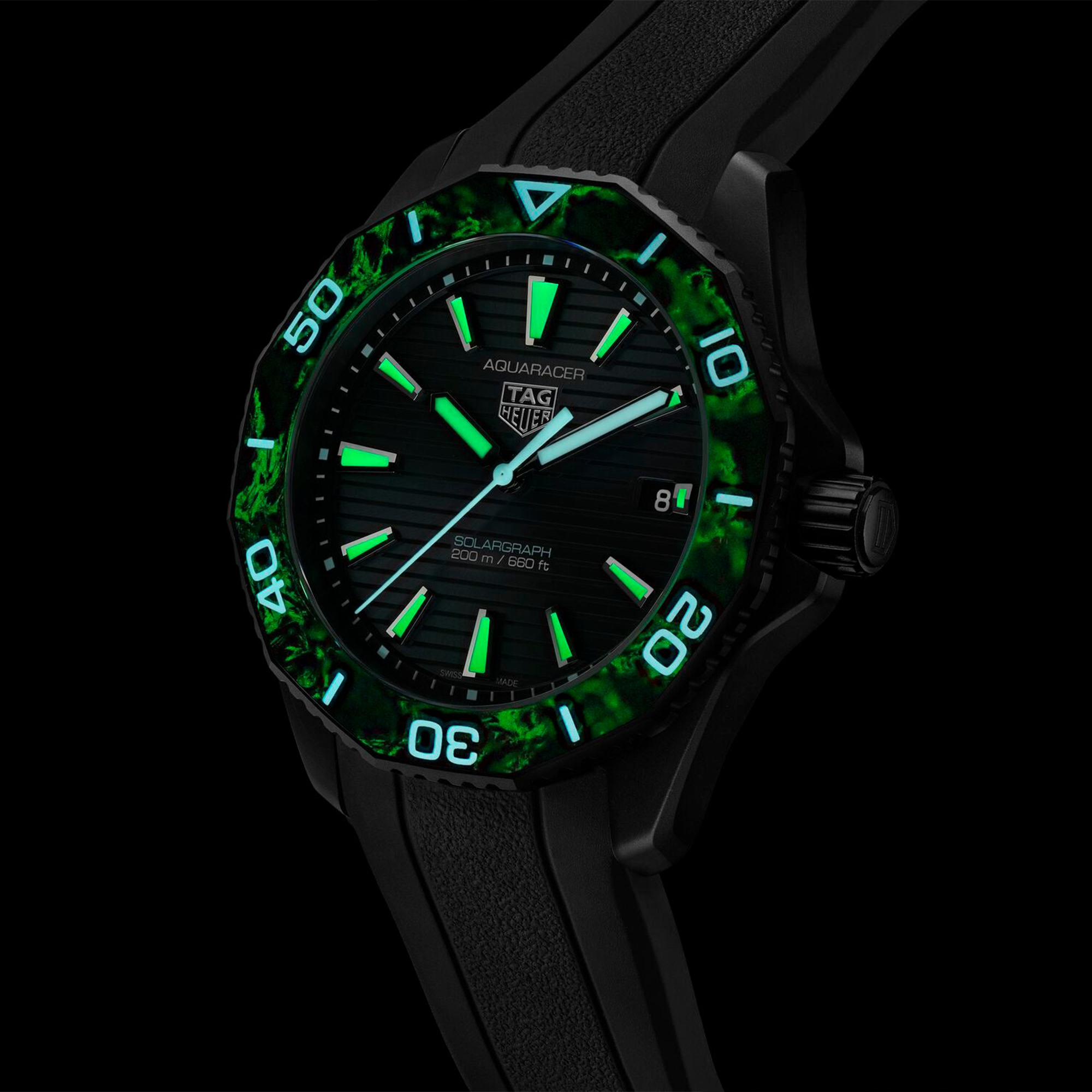 TAG HEUER AQUARACER PROFESSIONAL 200 SOLARGRAPH