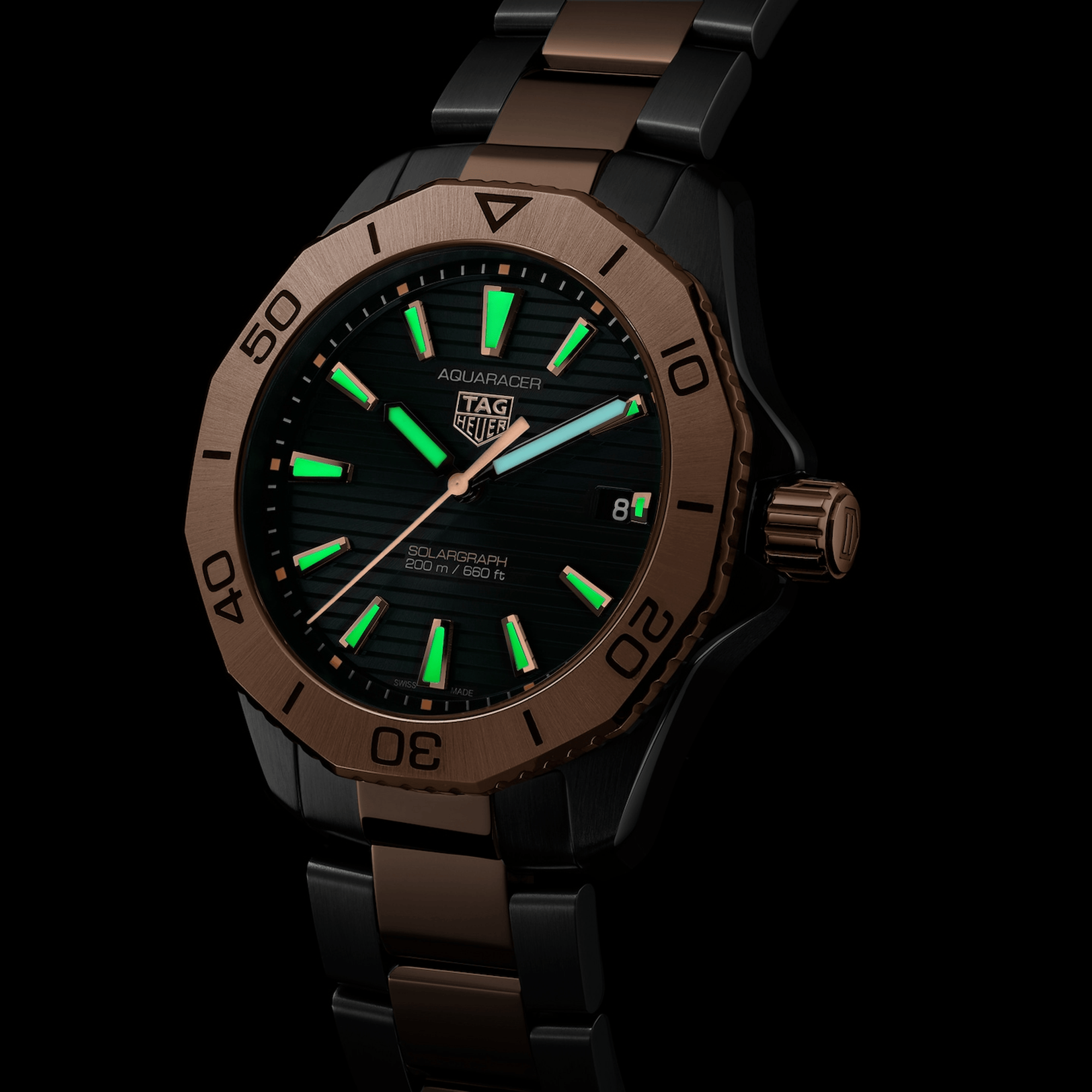 TAG HEUER AQUARACER PROFESSIONAL 200 SOLARGRAPH