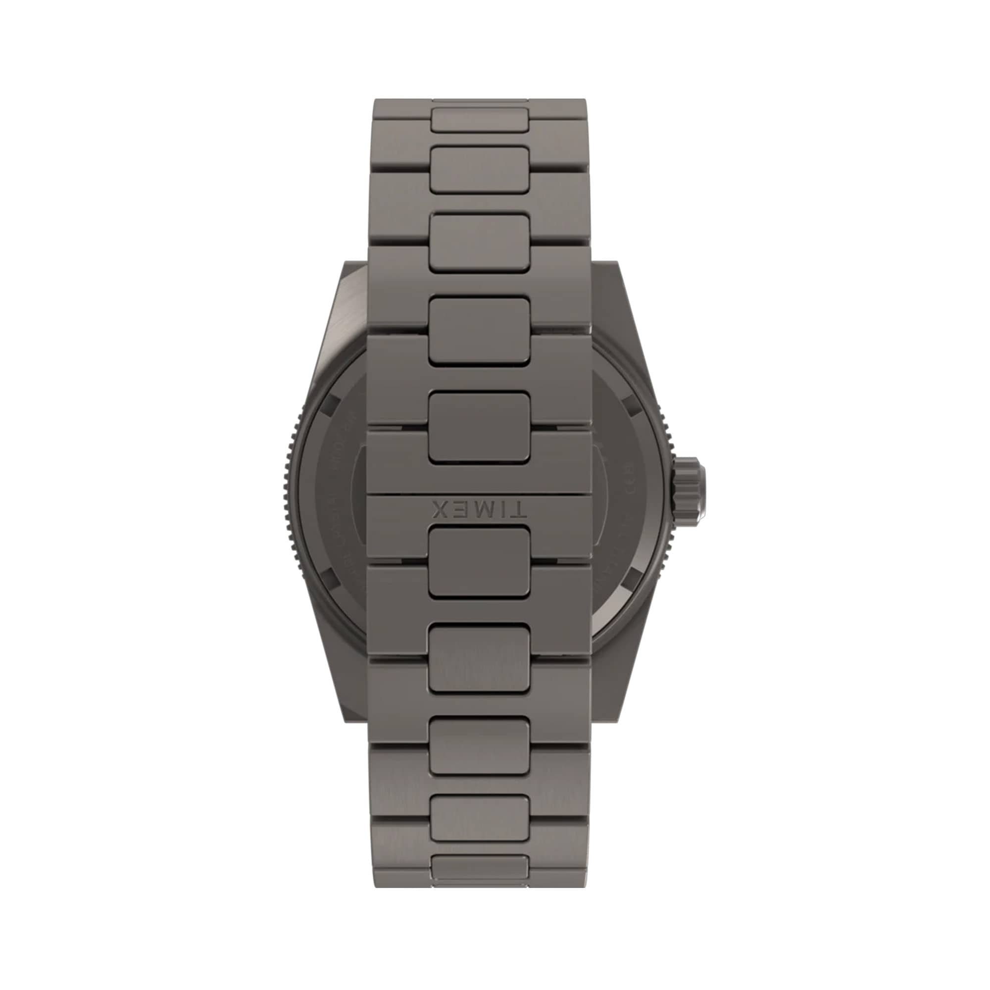 Bracelet - Timex Deepwater Reef 200 Titanium Automatic men’s watch with black dial, brushed titanium bracelet, and 41mm titanium case featuring a unidirectional dive bezel in a rugged professional dive watch design.