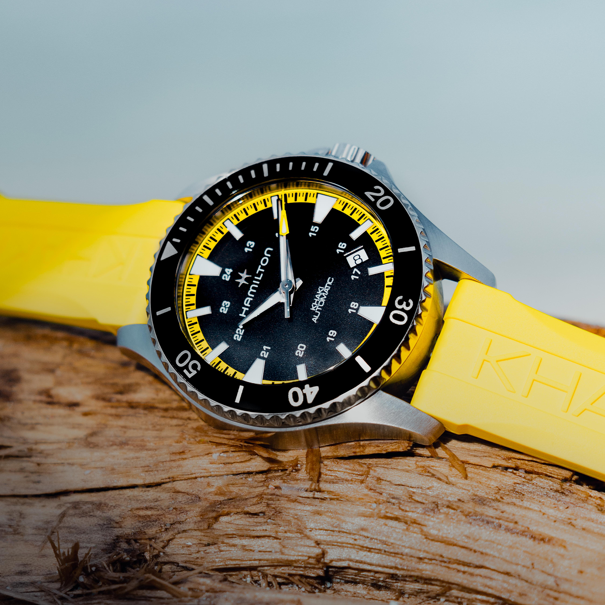 Hamilton Khaki Navy Men's 40mm Automatic Watch H82395332