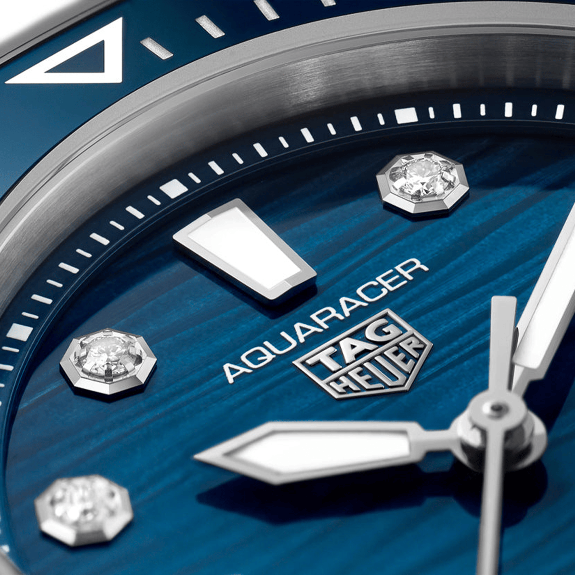 TAG HEUER AQUARACER PROFESSIONAL 300 DATE