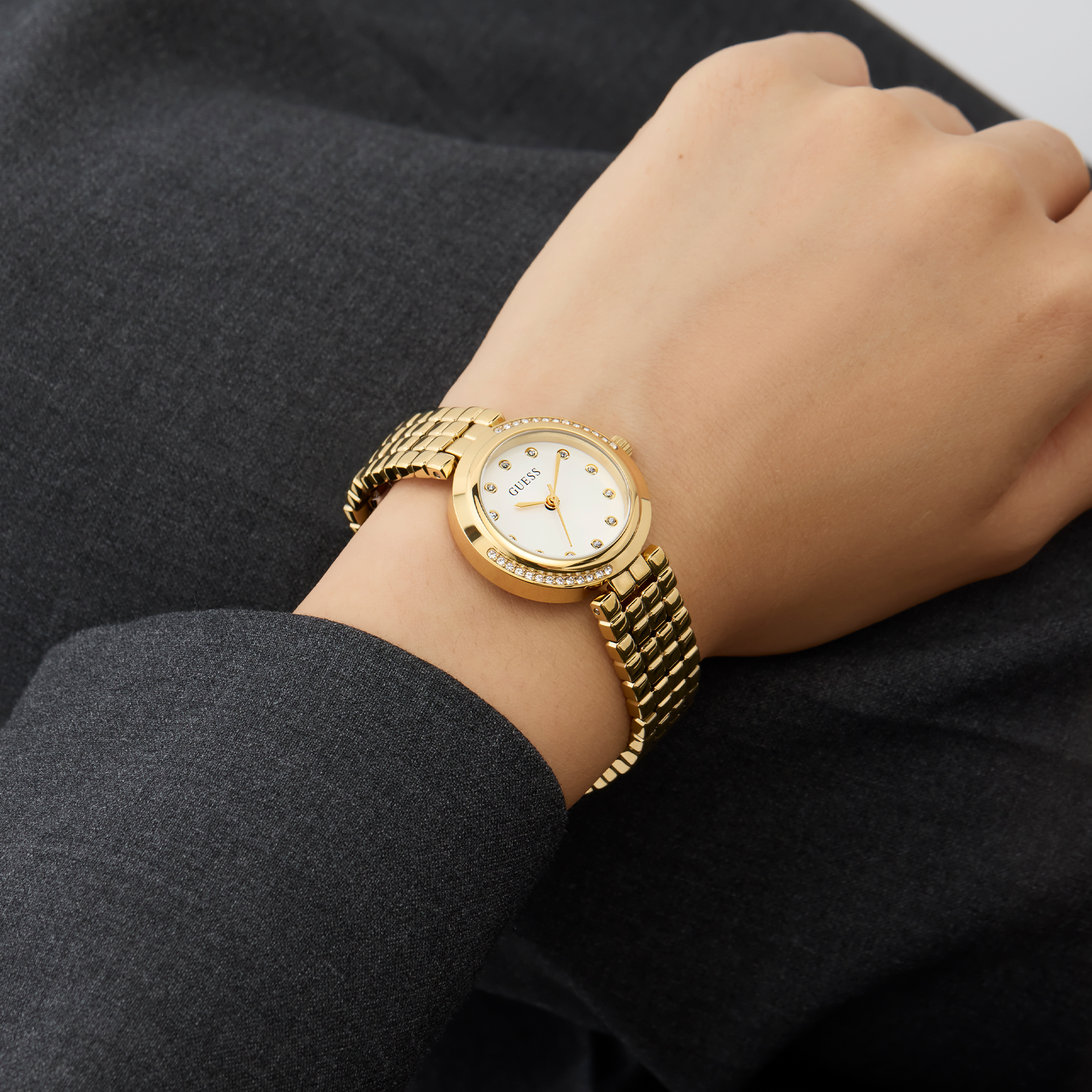 Guess Clara Quartz Women's 28mm Watch GW0930L2