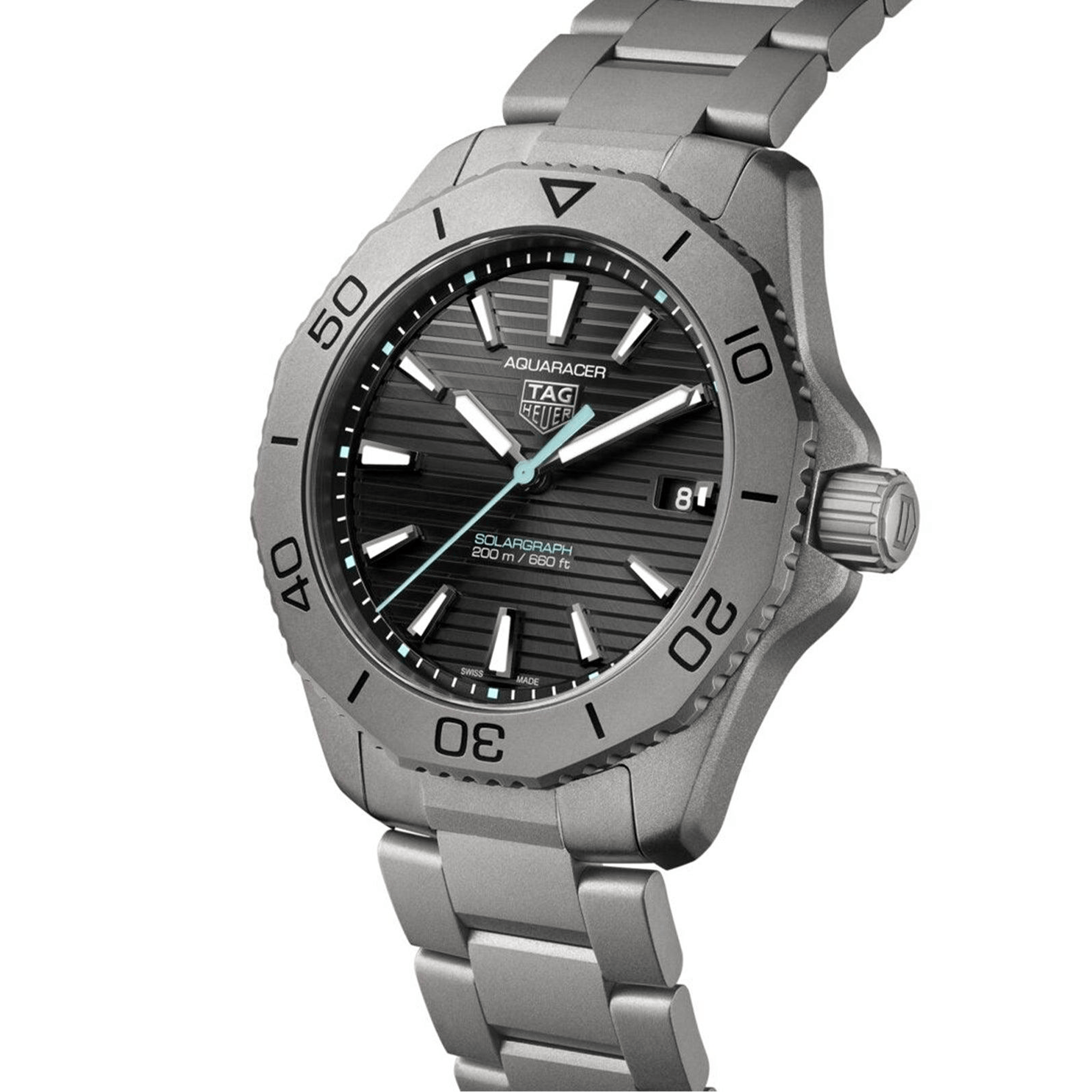 TAG HEUER AQUARACER PROFESSIONAL 200 SOLARGRAPH