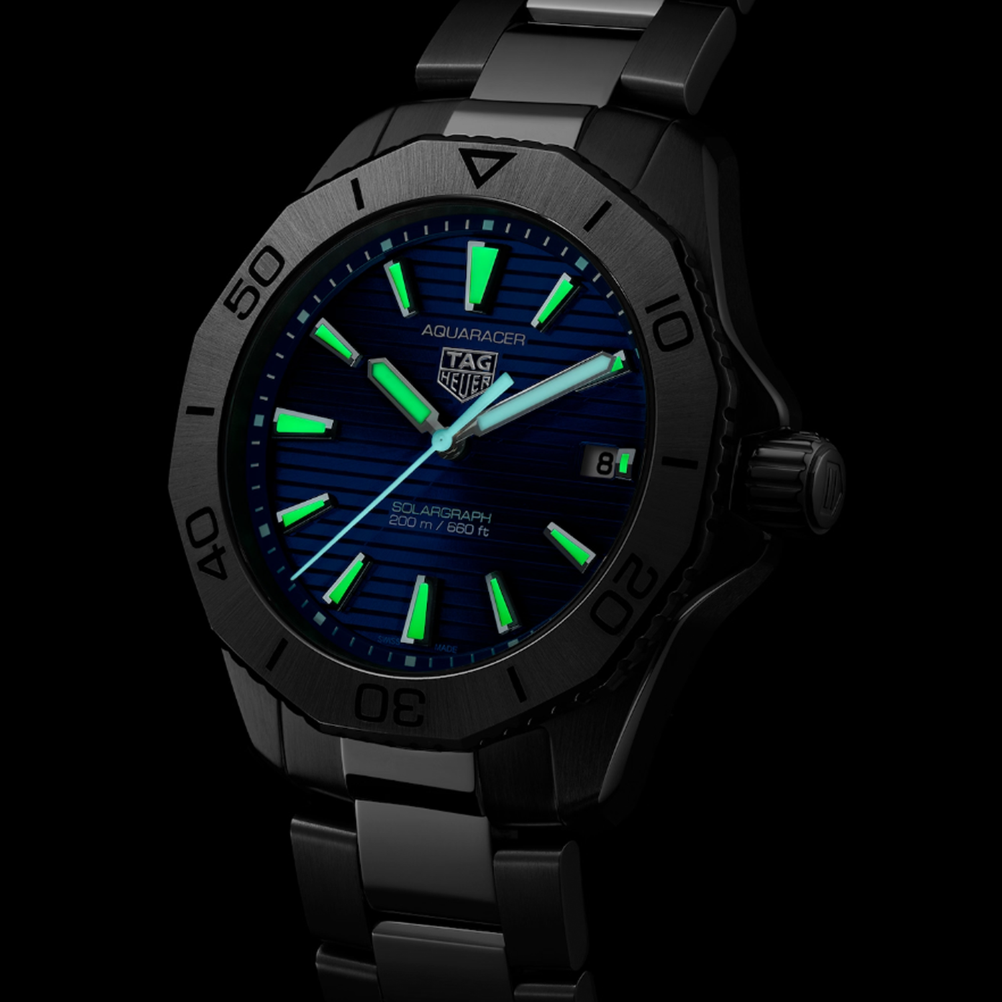 TAG HEUER AQUARACER PROFESSIONAL 200 SOLARGRAPH
