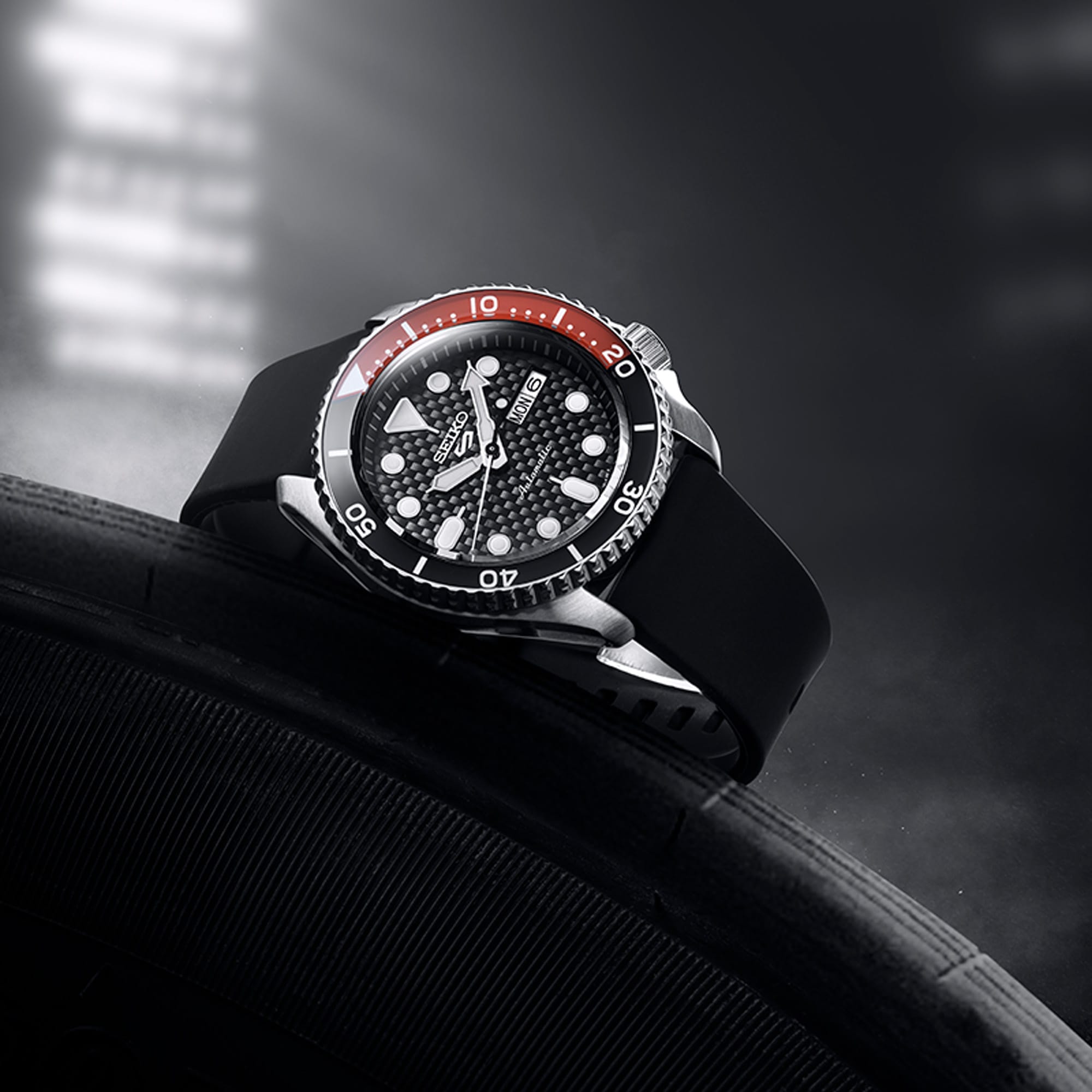 Seiko 5 Super Cars Special Edition Automatic Men's 42.50mm Watch SRPJ97K
