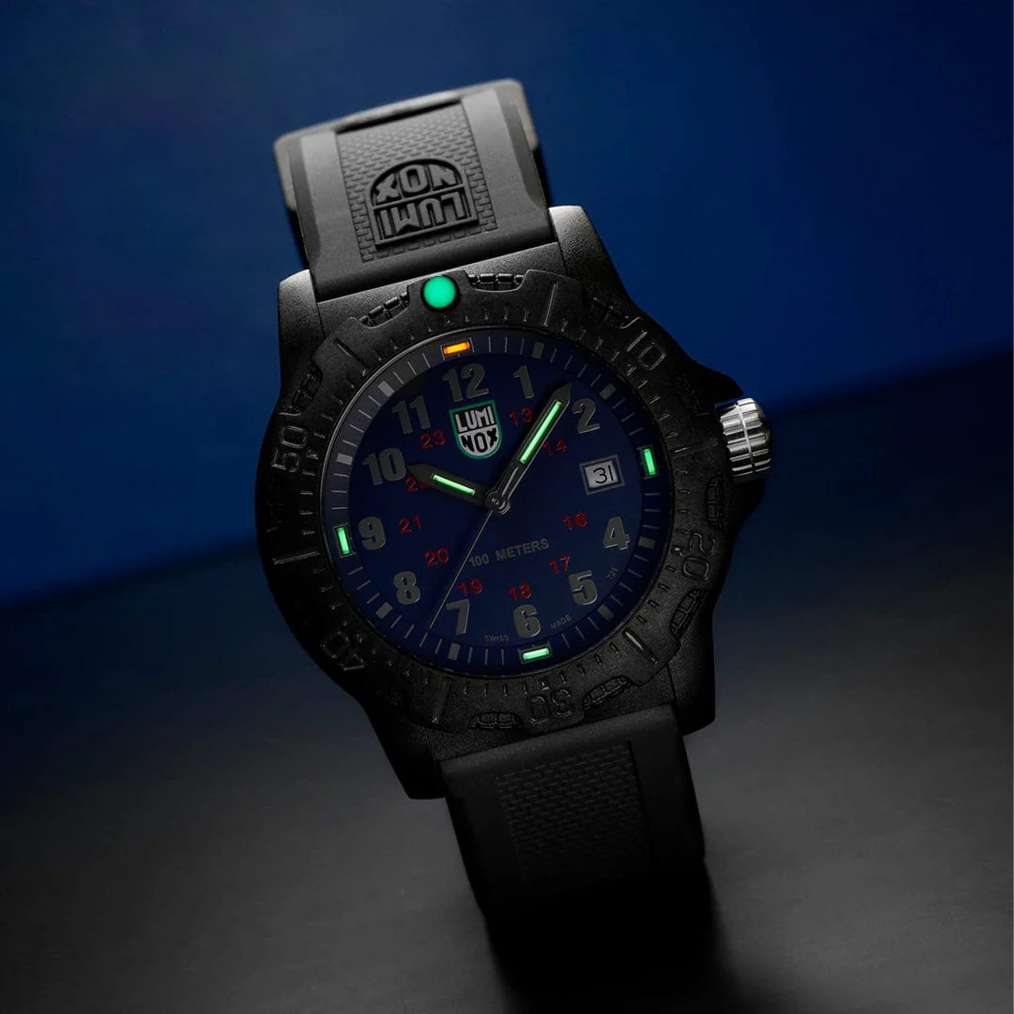 Luminox Manta Ray Steel Quartz Men's 44mm Watch X2.2033
