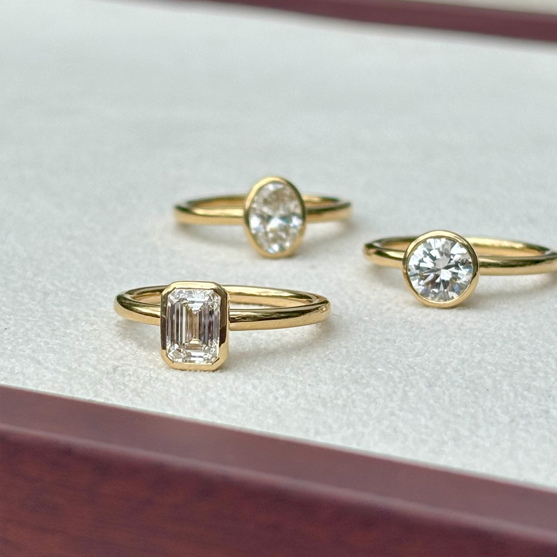 Everlasting 1.25ct TW Round Brilliant Lab-Grown Diamond Bezel Set Solitaire Engagement Ring in 18ct Yellow Gold