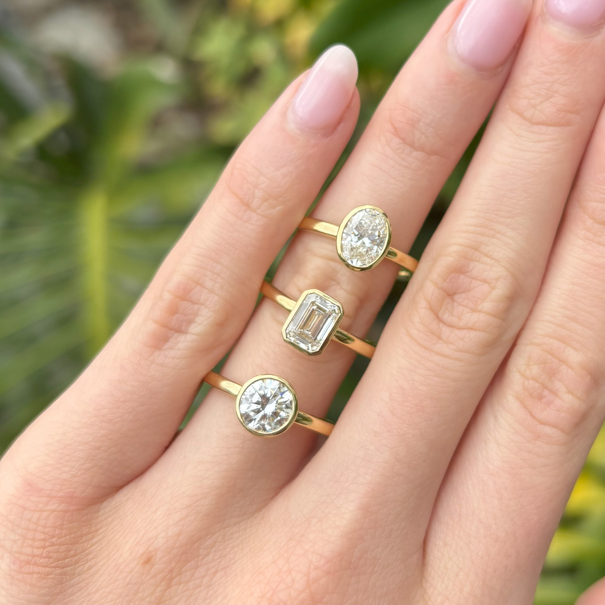 Everlasting 1.25ct TW Lab-Grown Diamond Oval Cut Bezel Set Solitaire Engagement Ring in 18ct Yellow Gold