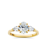 Gold ring with three diamonds