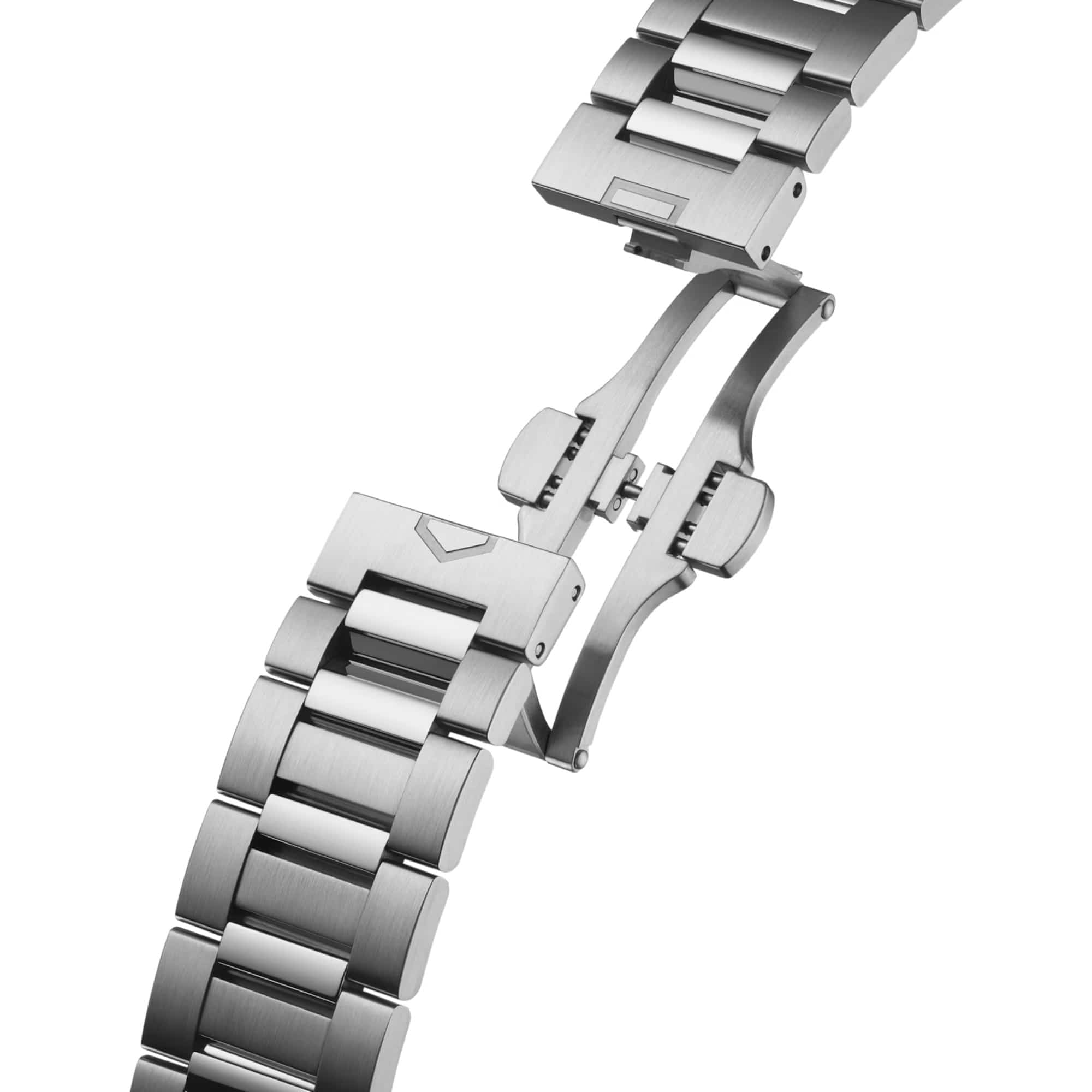 TAG Heuer Carrera Chronograph Sport CDB2113.BA0054 photographed in close-up focusing on the H-shaped steel bracelet's easy link adjustment system and folding clasp. The bracelet links are visible connecting to the clasp mechanism.
