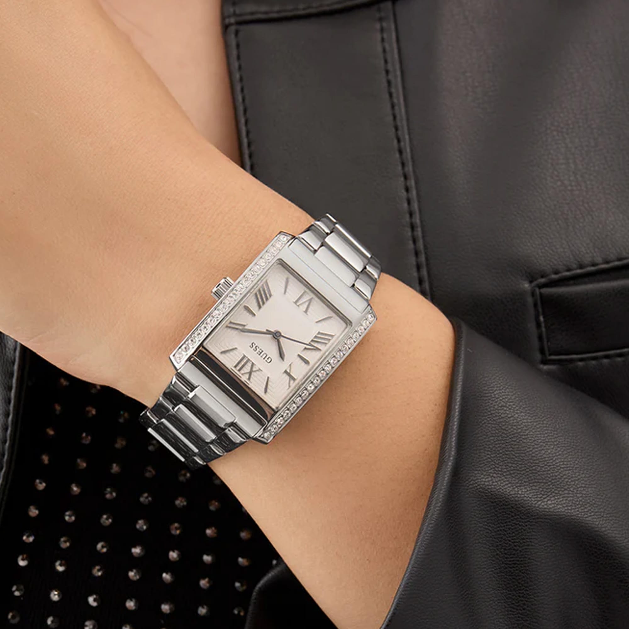 Guess Women's Quartz 27mm Watch GW0874L1