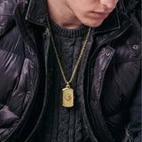 Worn as a necklace, the Guess GW1141G2 hangs from its 26 inch linked chain as a statement pendant. The gold-tone case and glitz dial add high-shine attitude over knitwear or jackets.