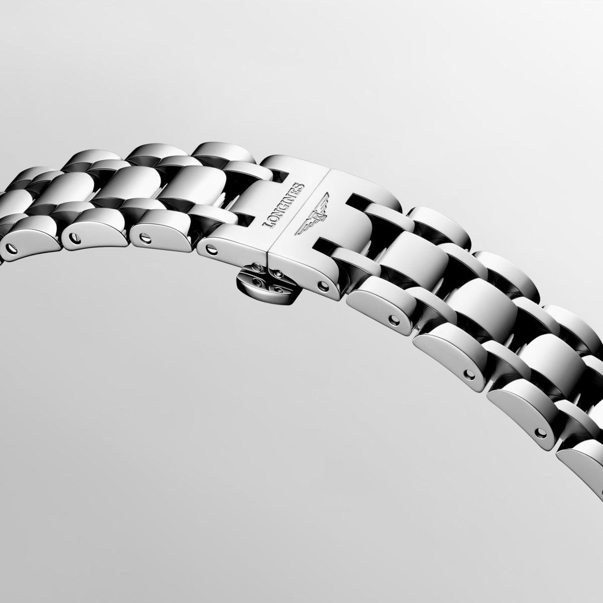 Rear view of the stainless steel bracelet on the Longines DolceVita Quartz Women’s 20.8 x 32mm Watch L5.255.4.75.6. The image shows the inner side of the links and how the bracelet connects to the rectangular case.