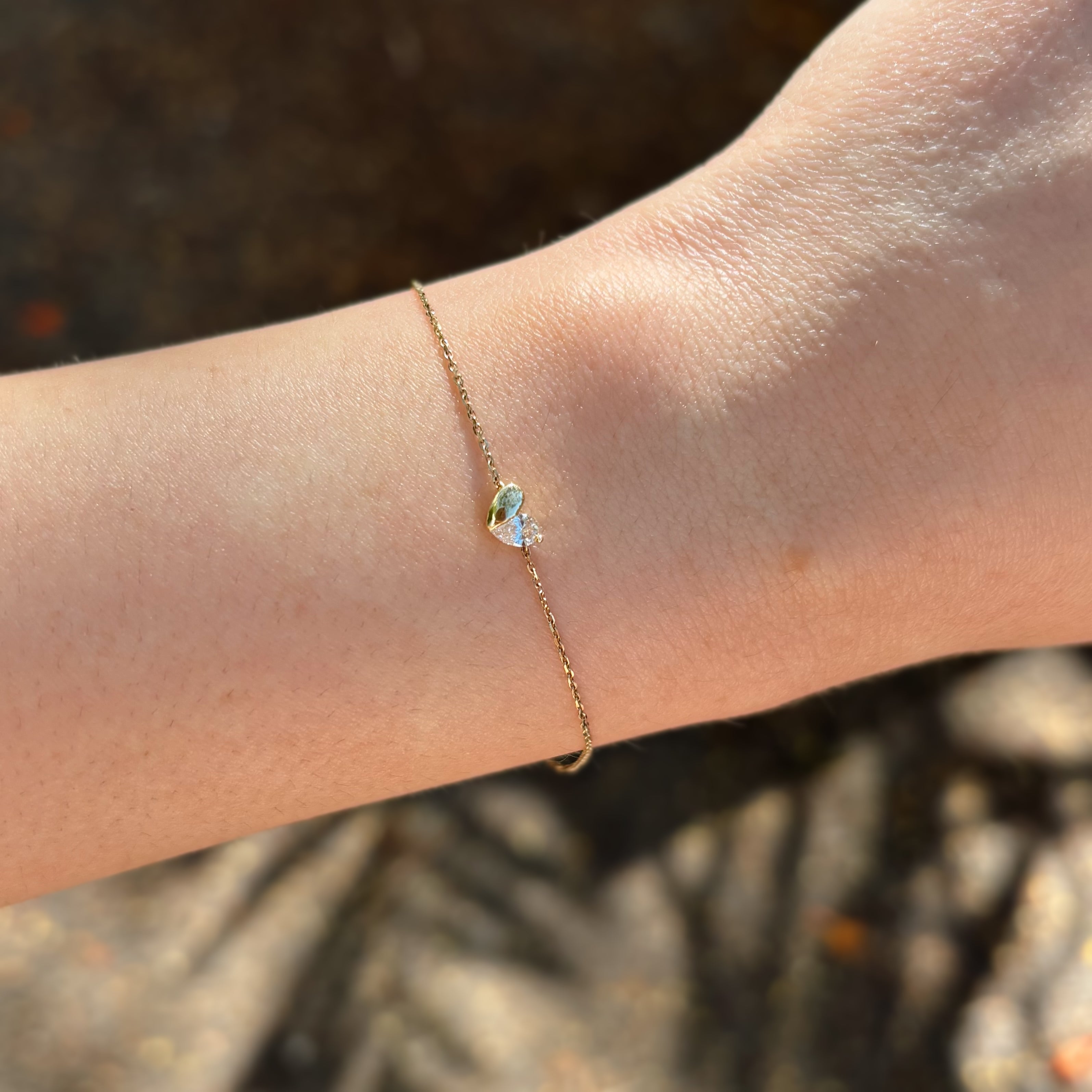 0.16ct TW Lab-Grown Diamond Heart Bracelet in 9ct Yellow Gold