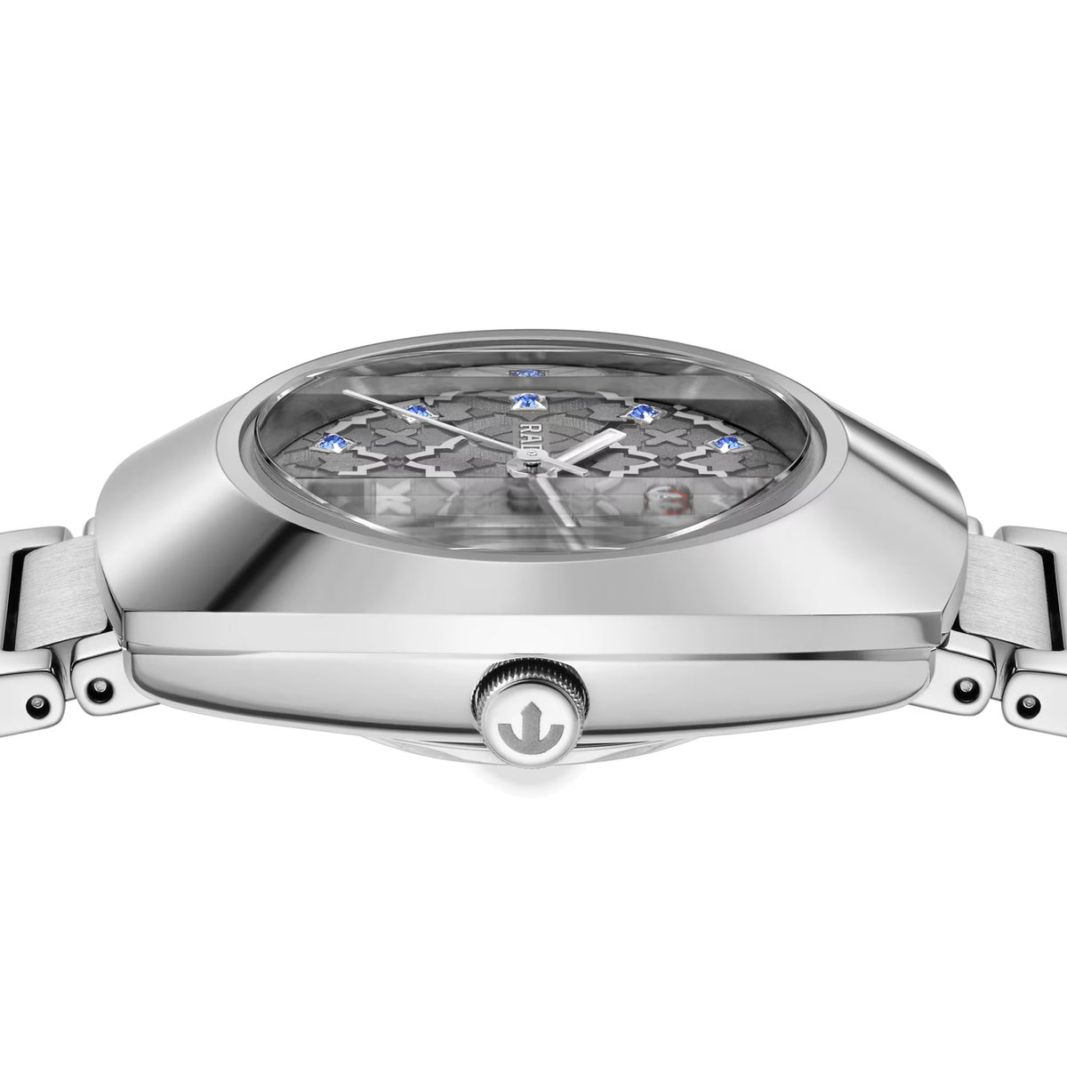 Rado DiaStar Original 30mm R12170113 side profile – stainless steel case, polished Ceramos™ bezel, faceted sapphire crystal with anti-reflective coating, 11mm case profile