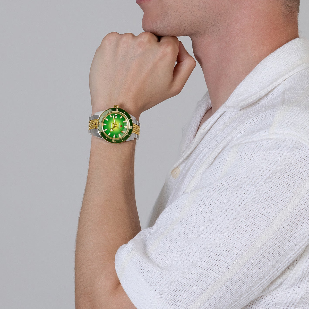 Rado Captain Cook x Cameron Green Limited Edition 42mm R32138318 worn on wrist – green sunray dial, gold bezel with green ceramic insert, two-tone rice-grain bracelet, men’s 42mm automatic dive watch shown on wrist