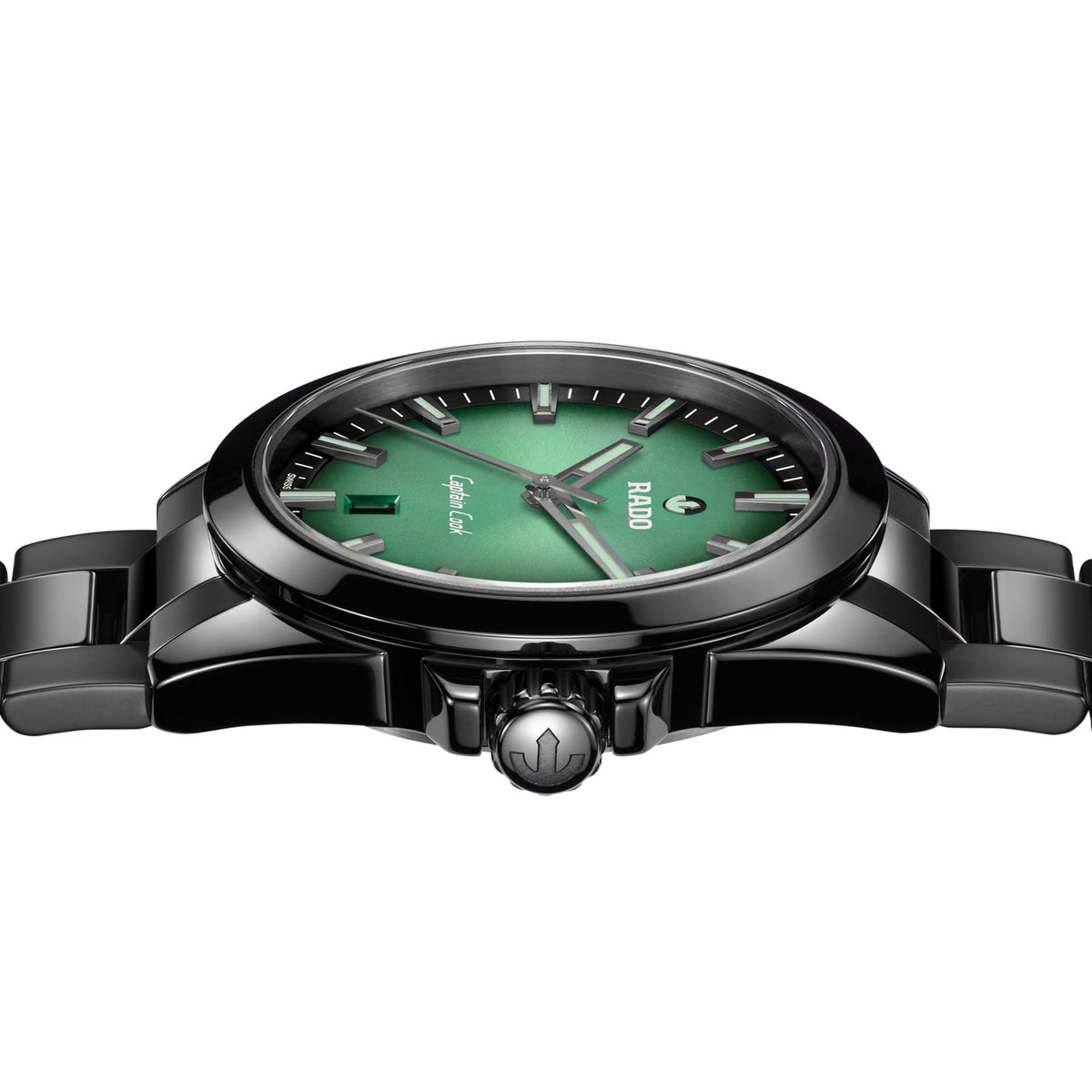 Rado Captain Cook Discover 40.7mm R32279312 side profile – polished black high-tech ceramic case with crown protection, screw-down ceramic crown, curved sapphire crystal, 12.3mm case profile
