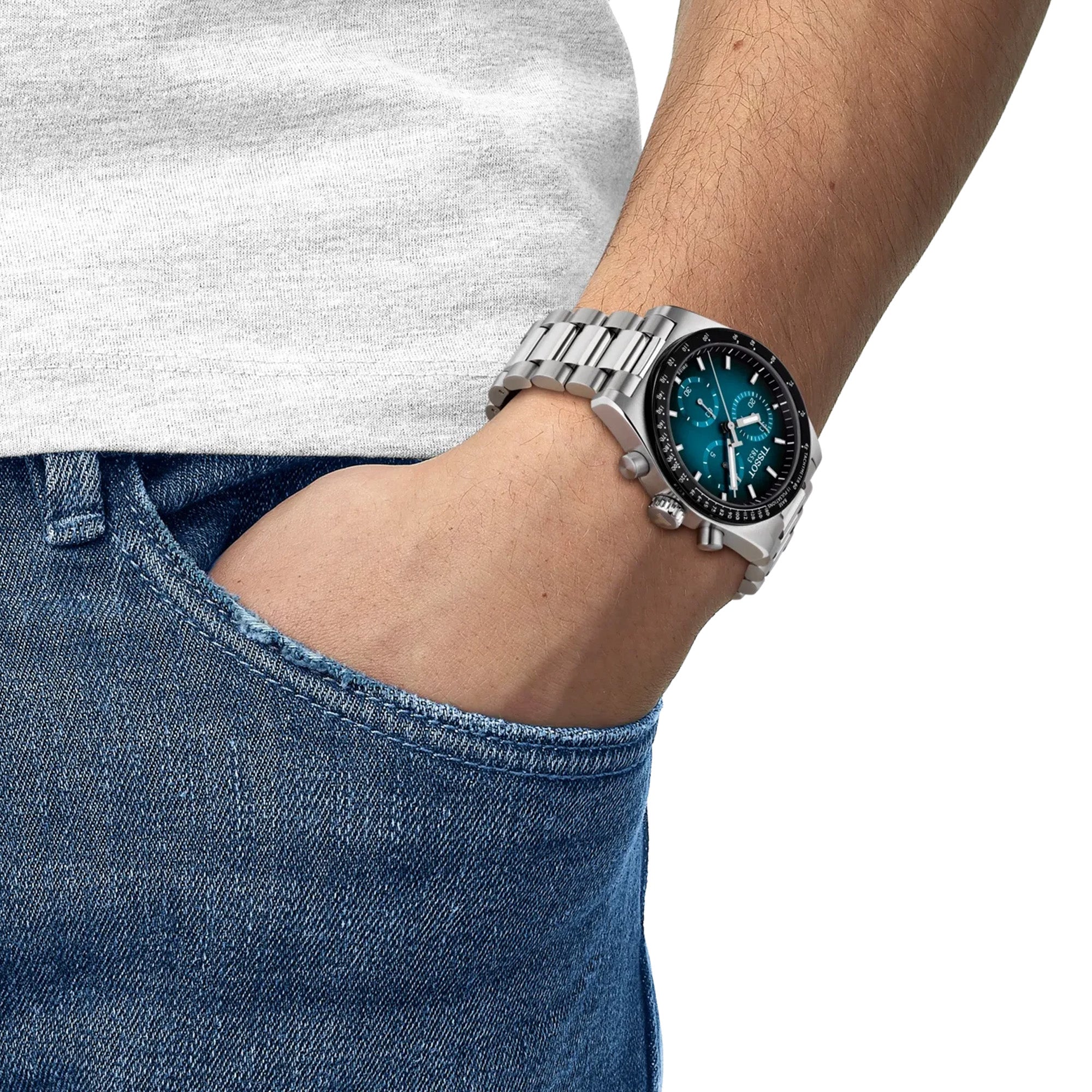 Tissot PR516 Chronograph 40mm T149.417.11.041.01 front view – blue gradient dial, PVD stainless steel case, tachymeter bezel, chronograph subdials, date window, grey stainless steel bracelet - on wrist