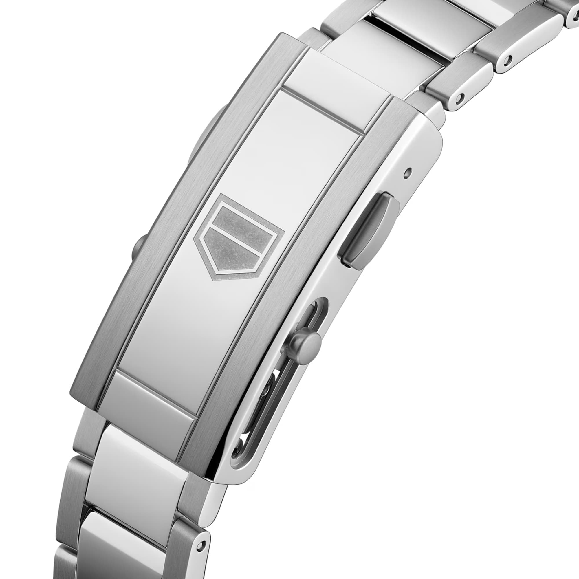 TAG Heuer Aquaracer Professional 300 Date WBP231B.BA0618 photographed in close-up focusing on the tapered steel bracelet's link detailing. The case is partially visible at the top of the frame, connecting to the bracelet via the lugs.