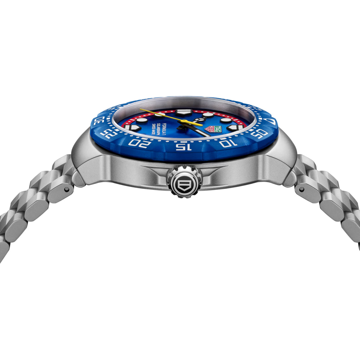 TAG Heuer Formula 1 Solargraph x Oracle Red Bull Racing WBY111F.BA0042 photographed from a side profile, showing the case thickness and steel crown. The steel bracelet and TH-Polylight bezel are visible together in frame.