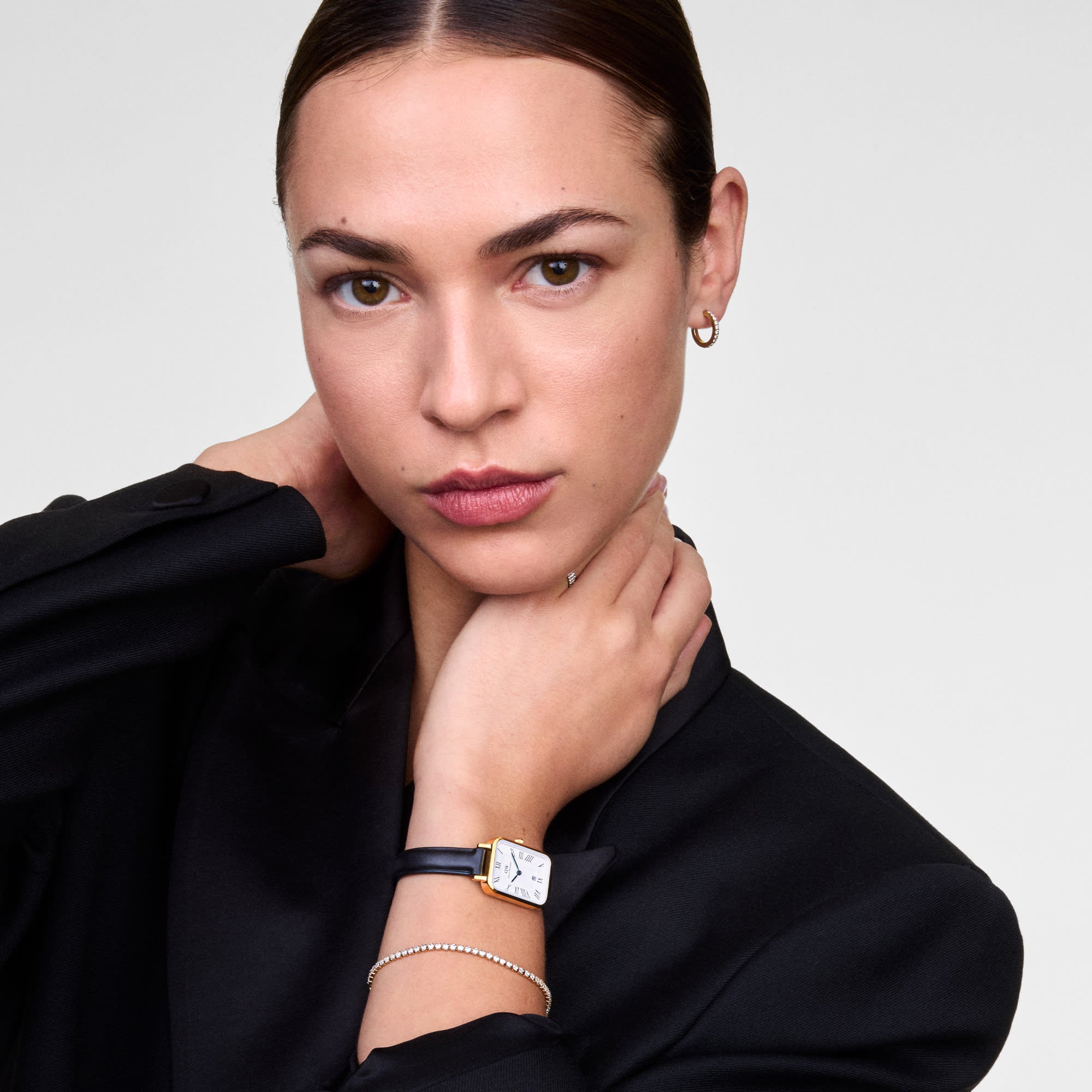 Daniel Wellington Quadro Roman Numerals Date Sheffield Gold