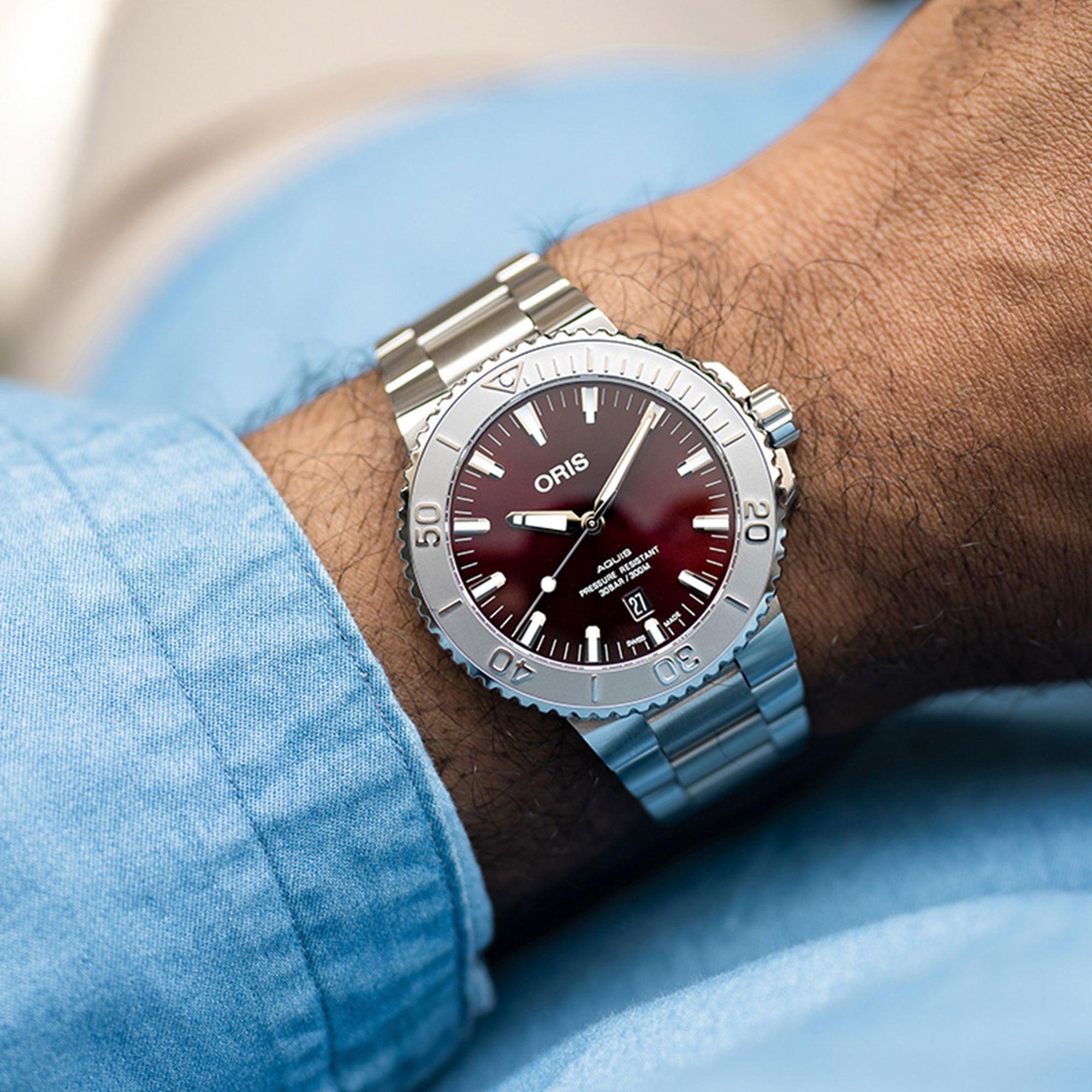 Oris Aquis Date Relief 43.50mm Automatic Watch 733 7730 4158MB