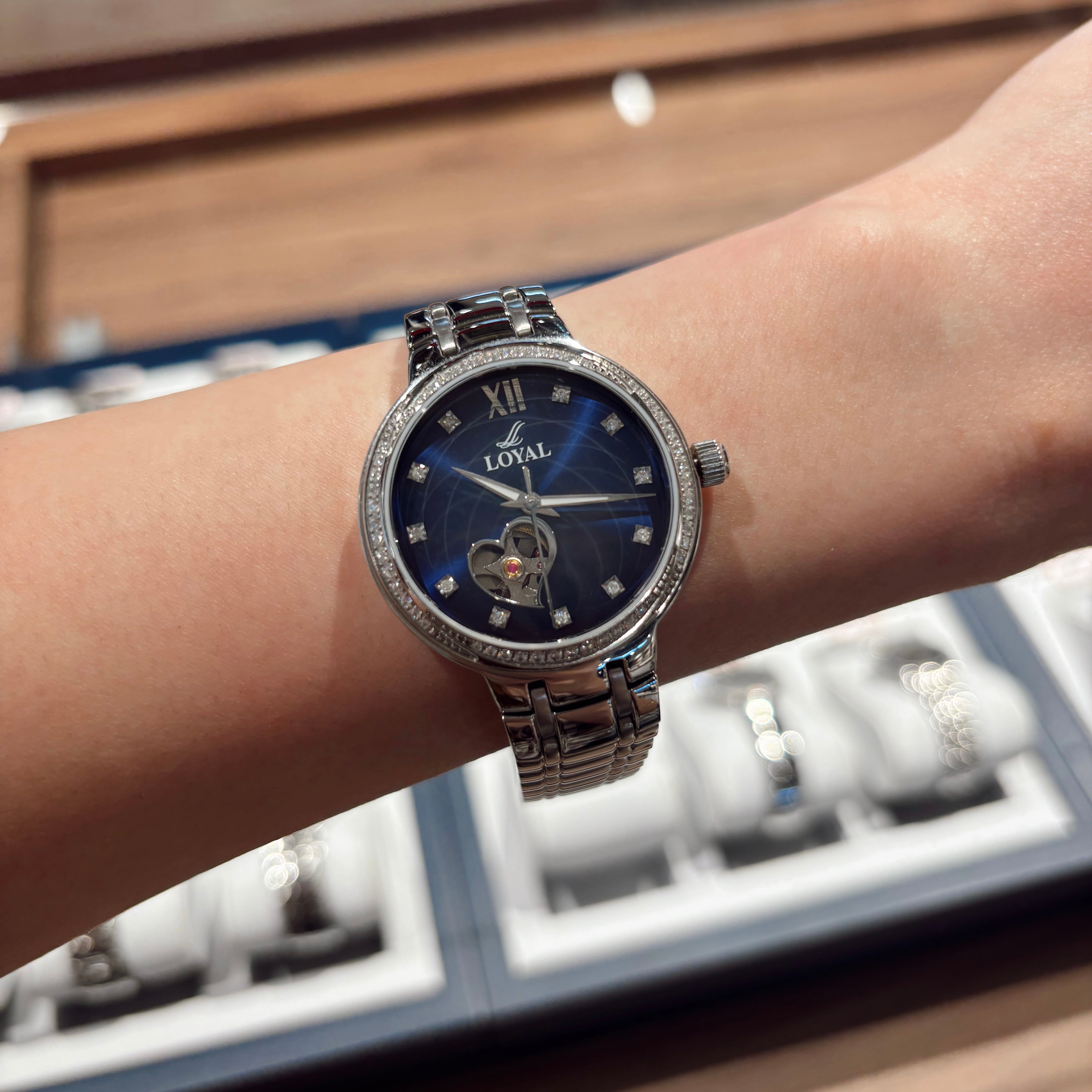 Loyal Women's Automatic Watch