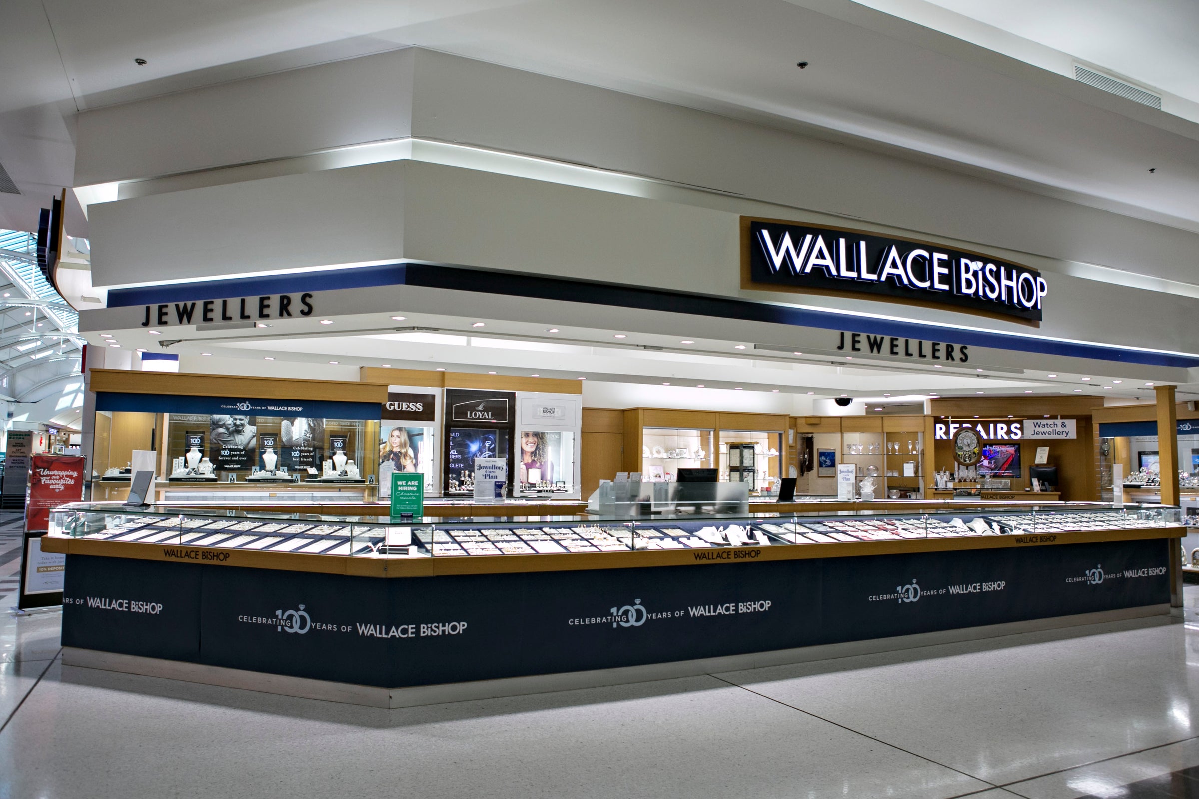 Wallace Browns Plains (Grand Plaza Shopping Centre) Wallace Browns Plains (Grand Plaza Shopping Centre)