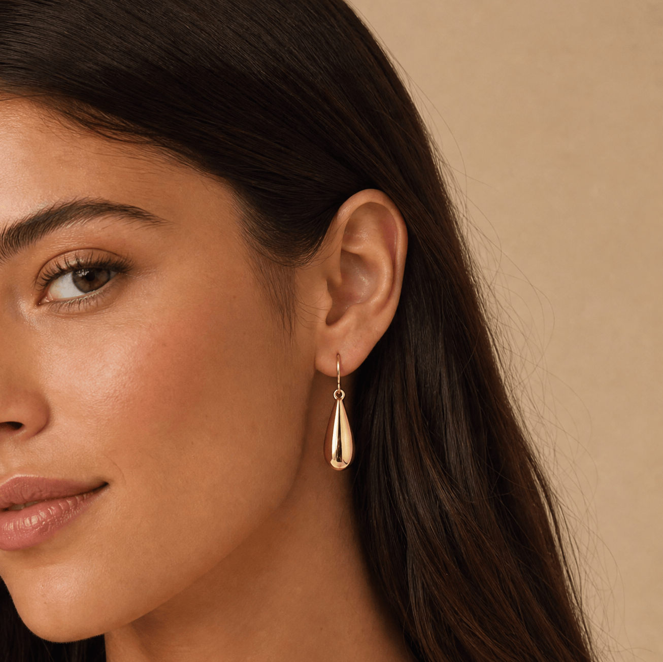 Tear Drop Hollow Earrings in 9ct Yellow Gold