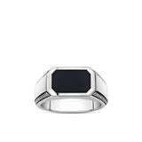 Front-on view of the Wallace Bishop Elongated Onyx Gents Signet Ring in Sterling Silver, reference 4URG1BASSV. The men’s signet ring features a 15mm by 10mm octagonal black onyx with rope detailing on the shoulders and a polished finish.