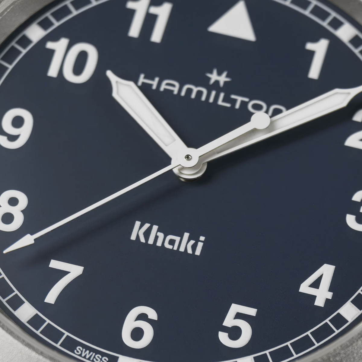 Hamilton Khaki Field 38mm Quartz Watch H69401140