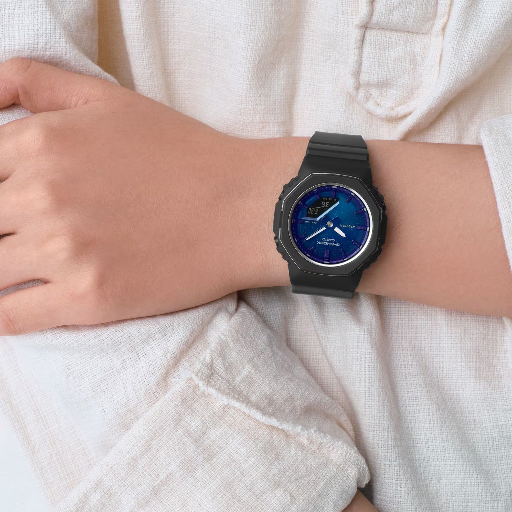 Casio G-SHOCK Analogue Digital Watch GMAP2110SC-2A